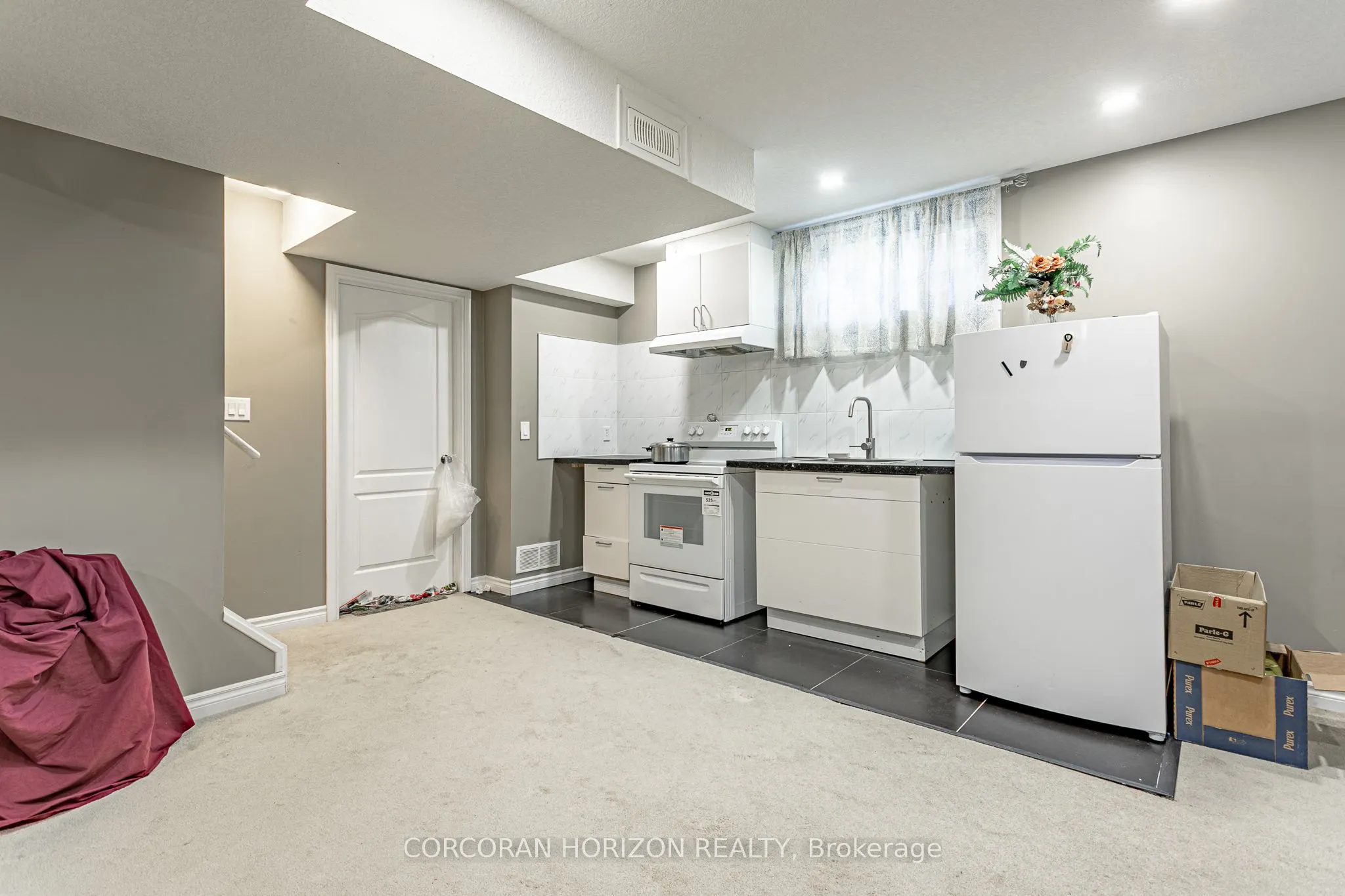 13 Ridgewood Court