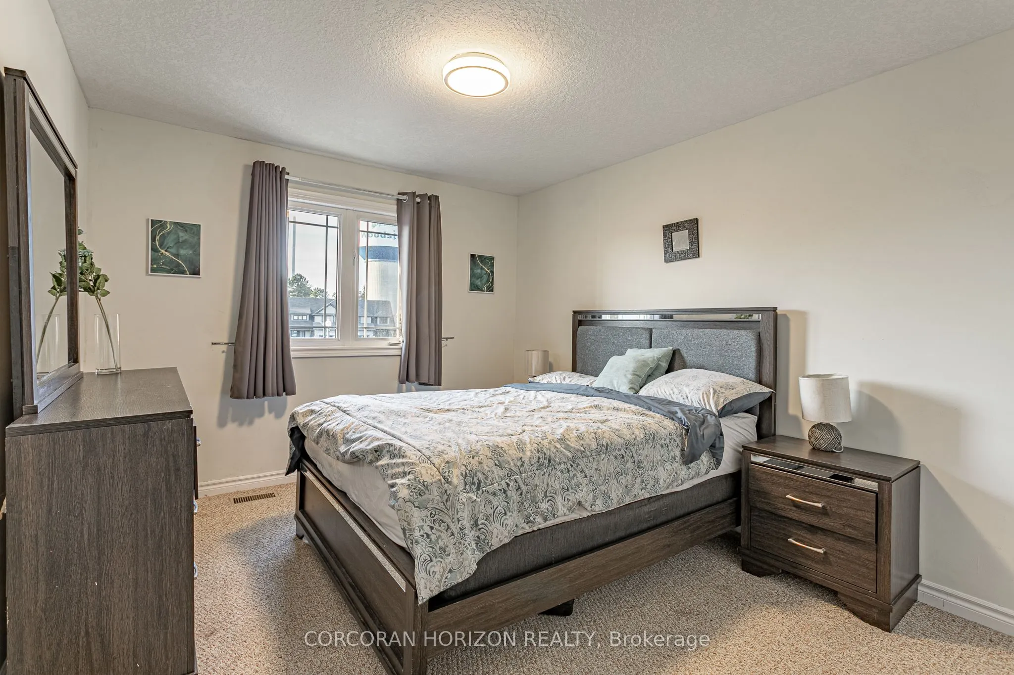 13 Ridgewood Court