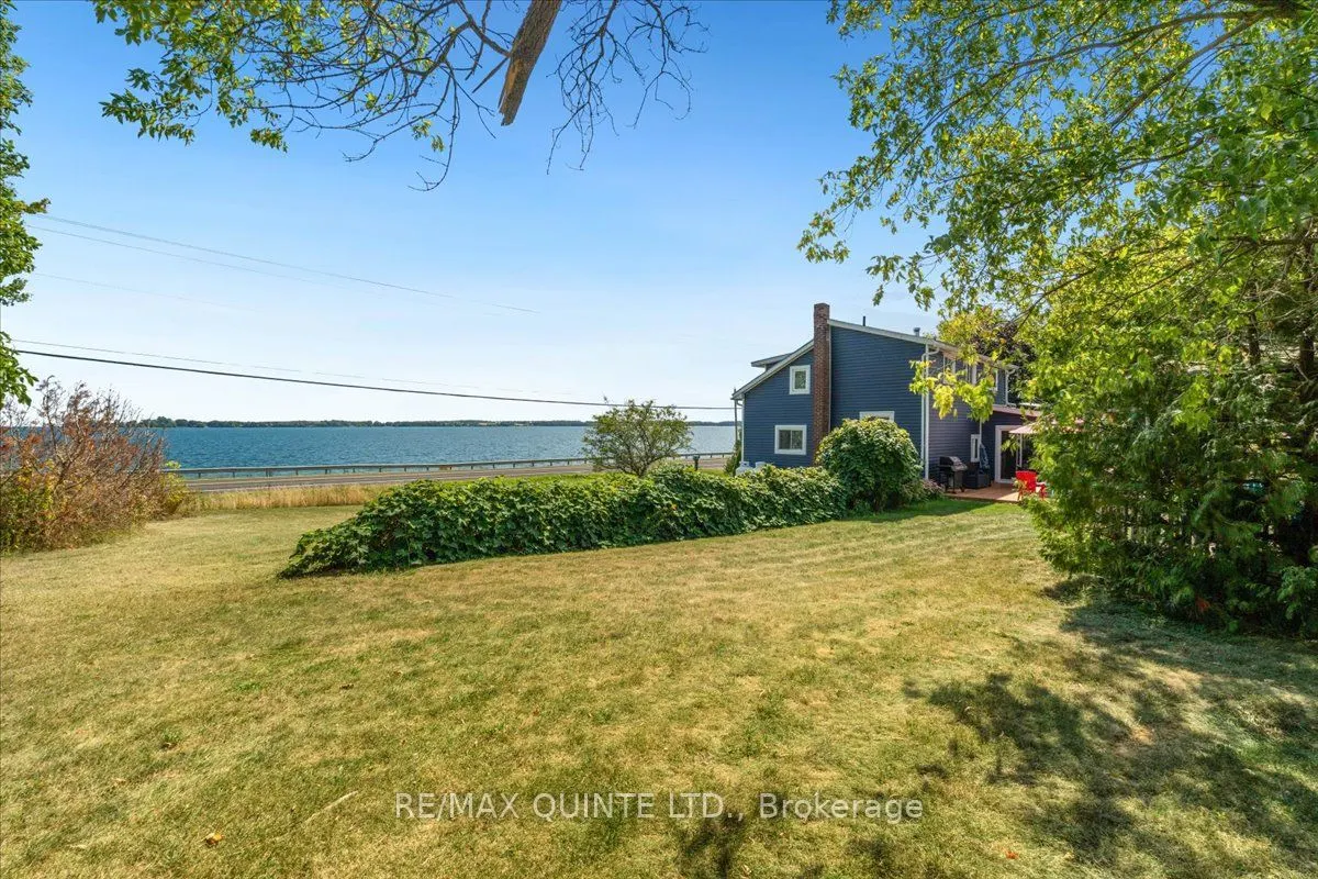 7763 Loyalist Parkway