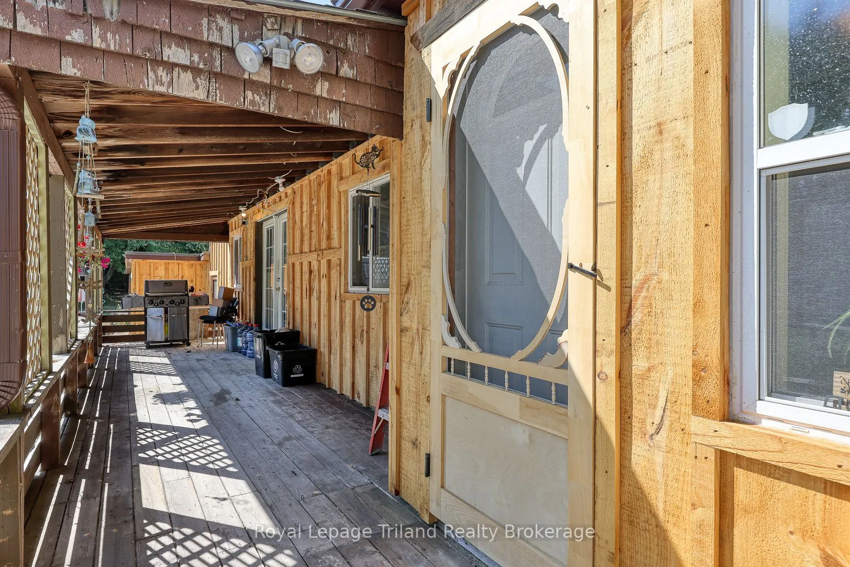 32 Baird Street N