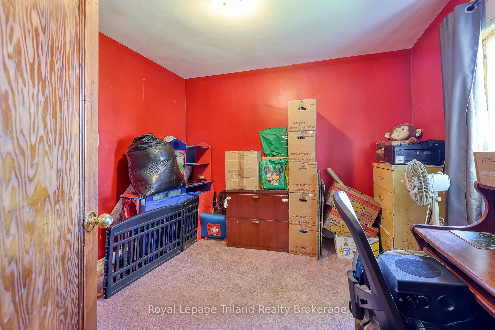 32 Baird Street N