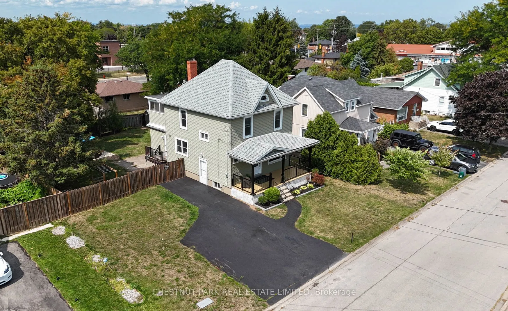 11 Fairview Road