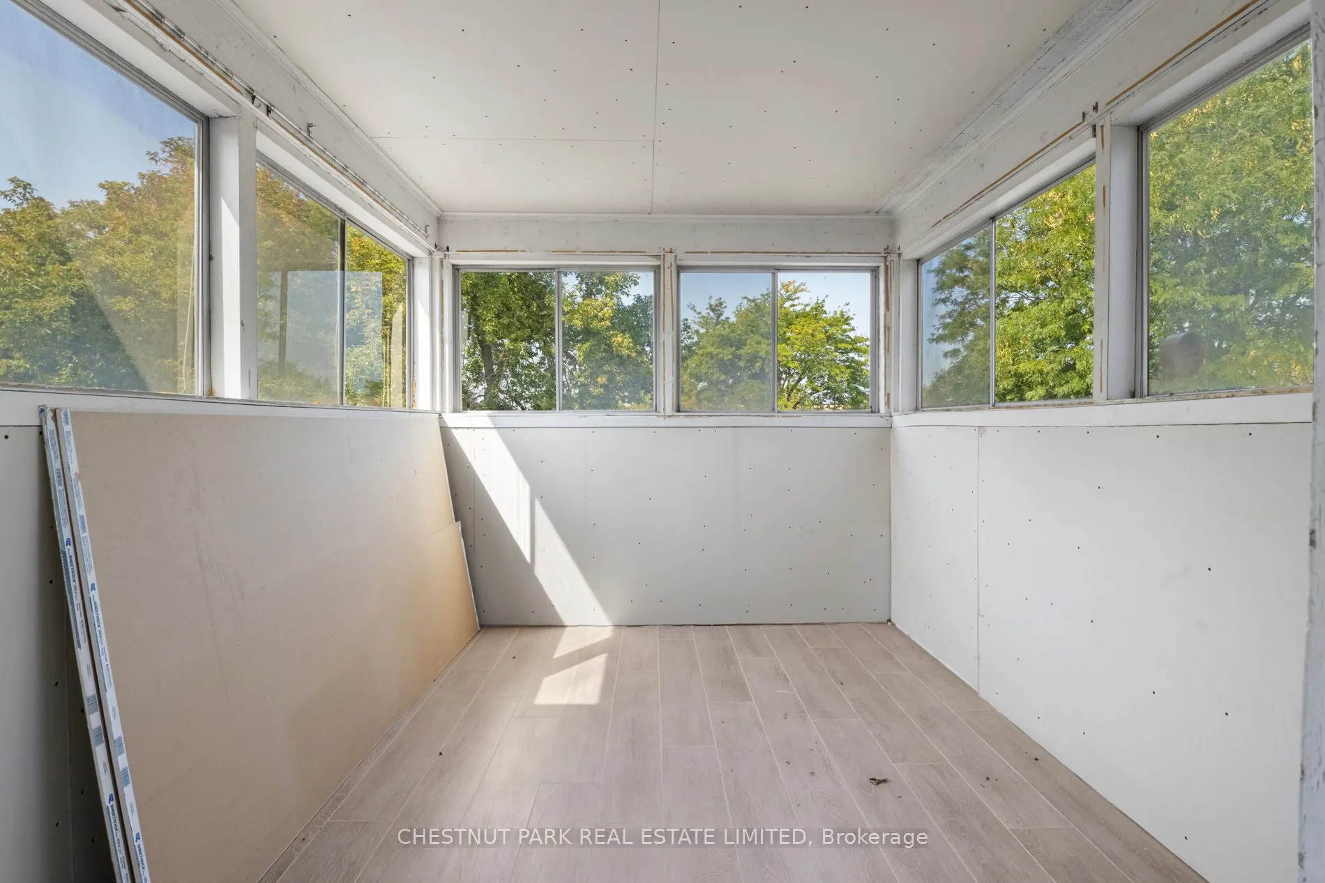 11 Fairview Road