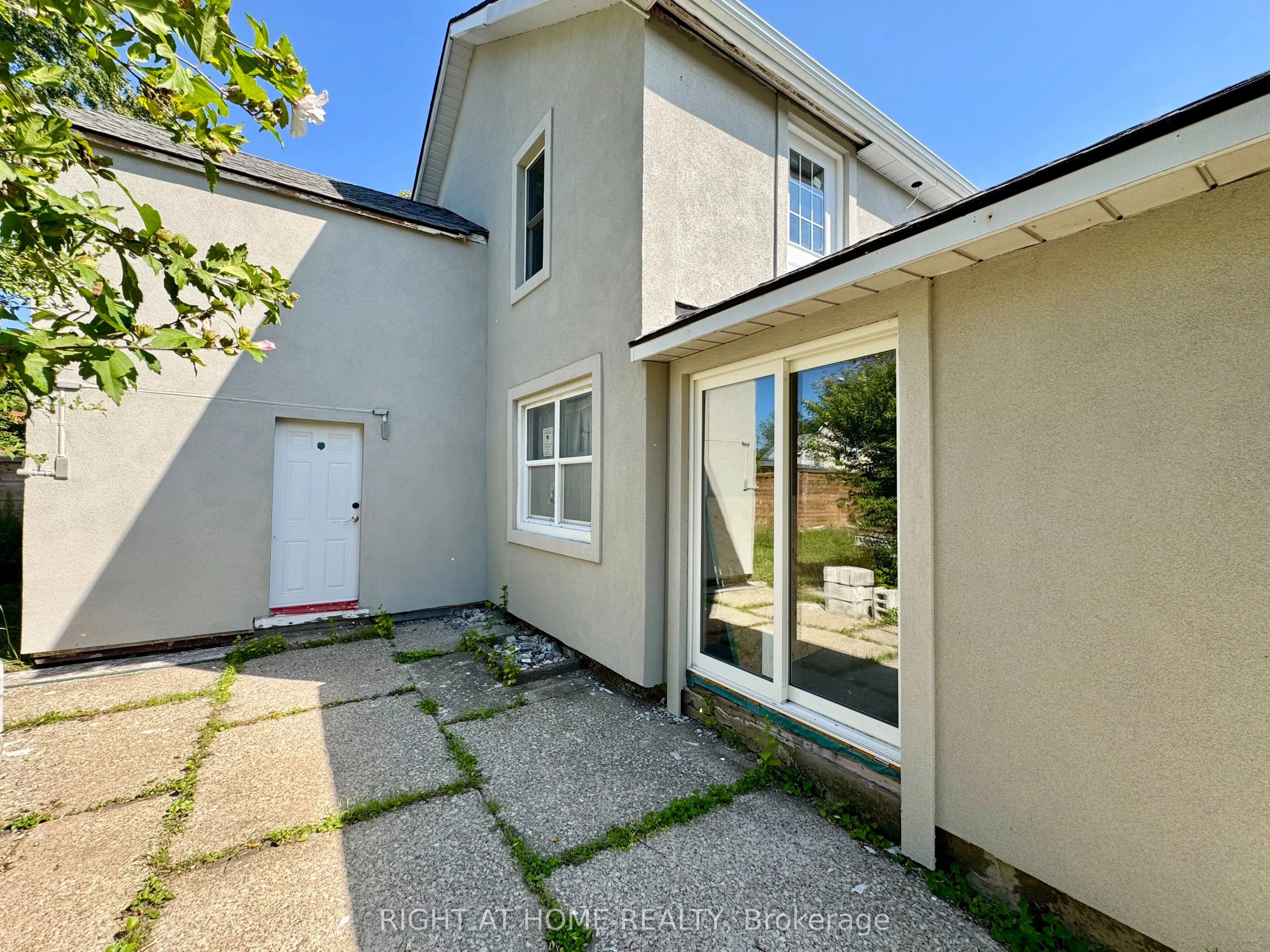 144 Waterloo Street
