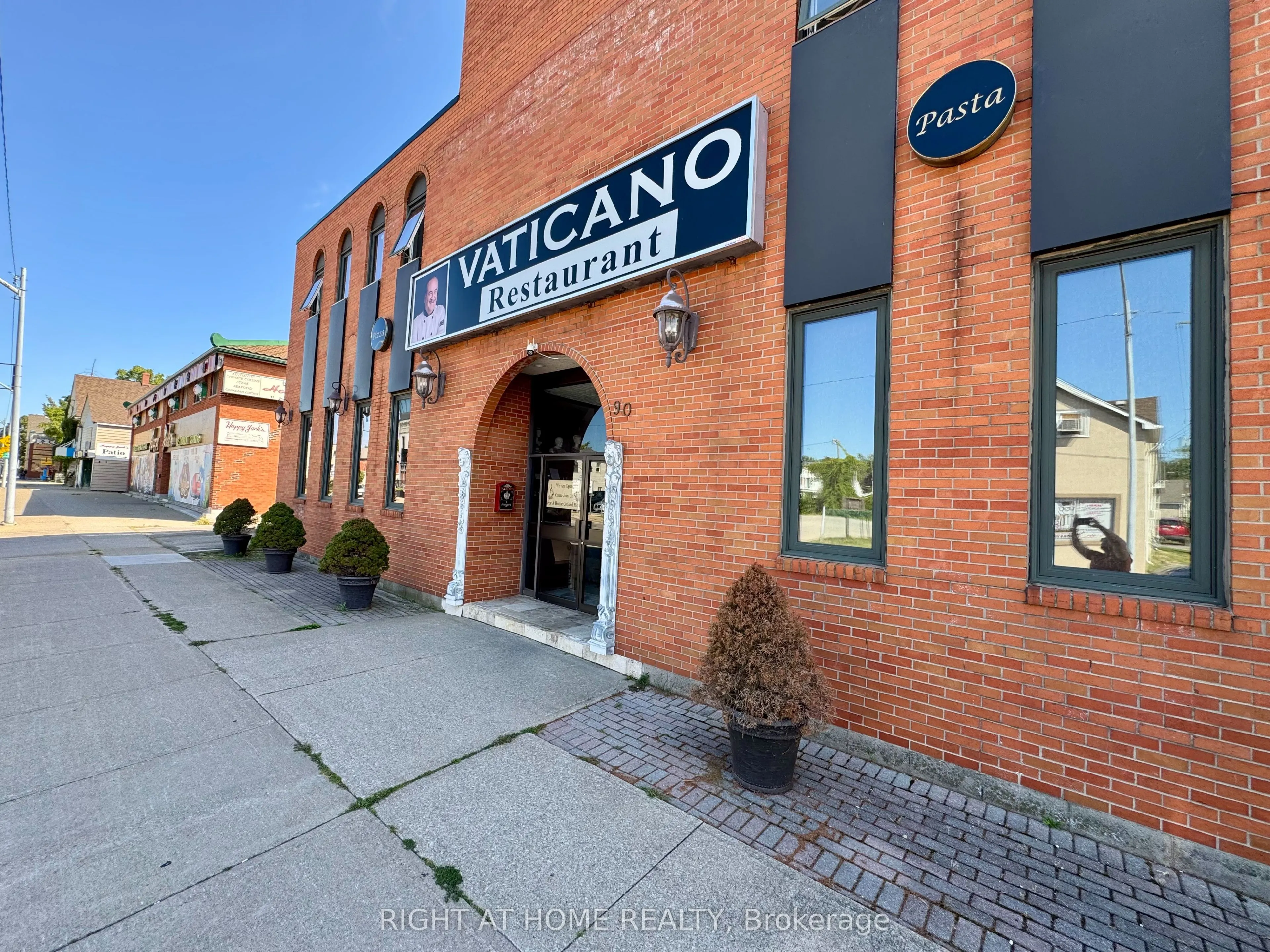 144 Waterloo Street