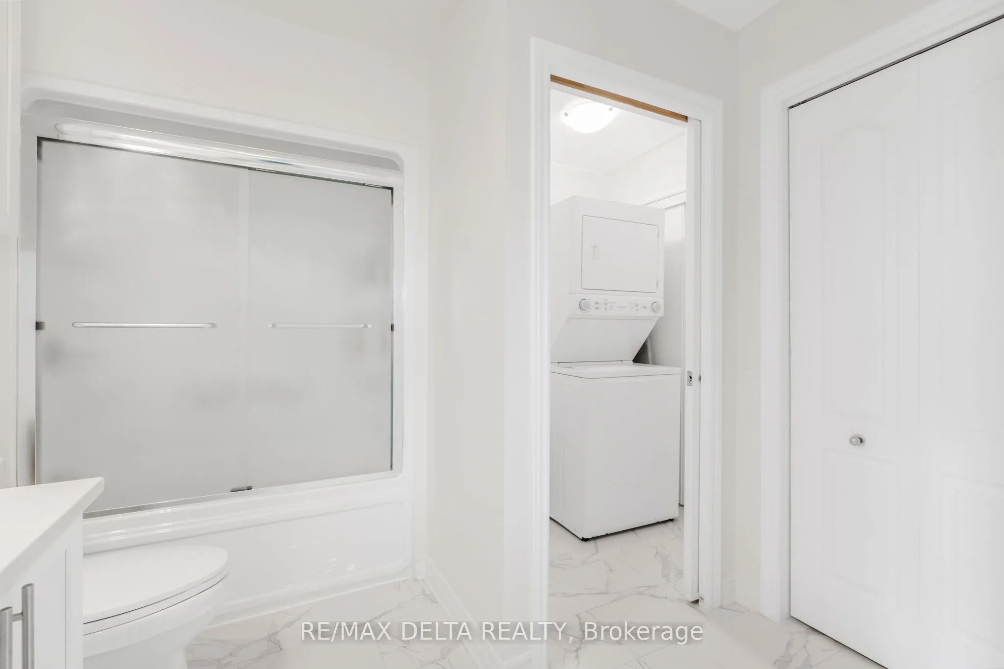 225 SPENCE Avenue, #202