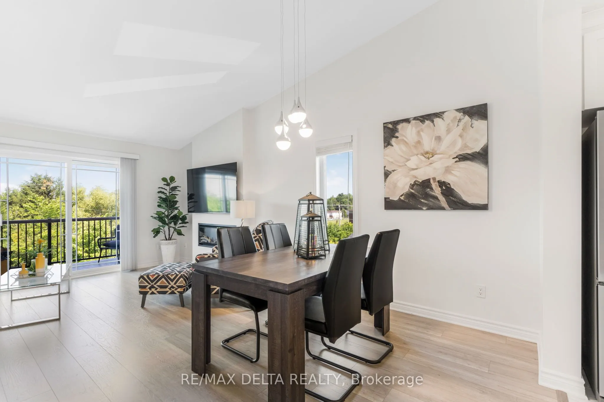 225 SPENCE Avenue, #202