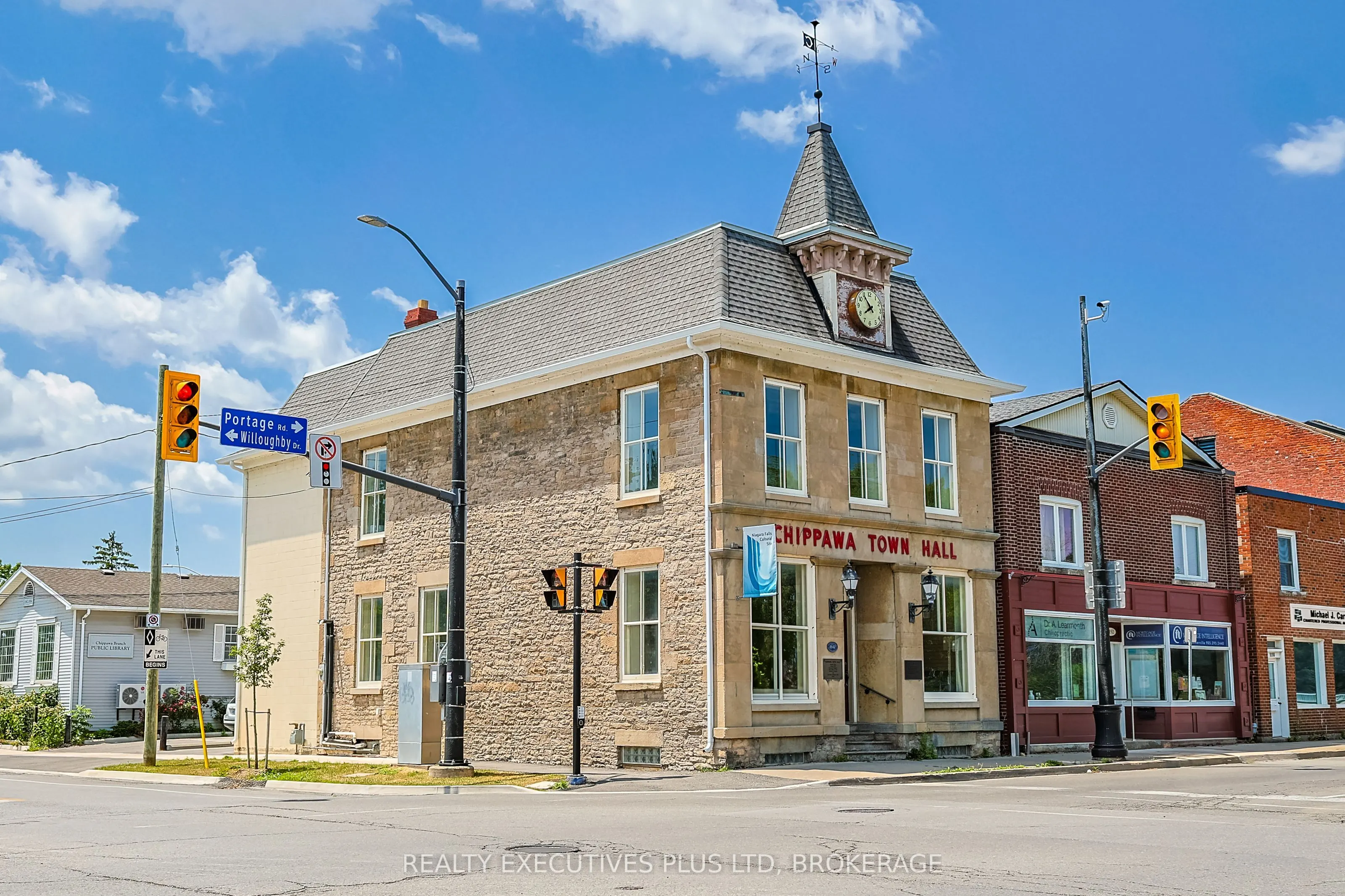 8196 Cummington Square W