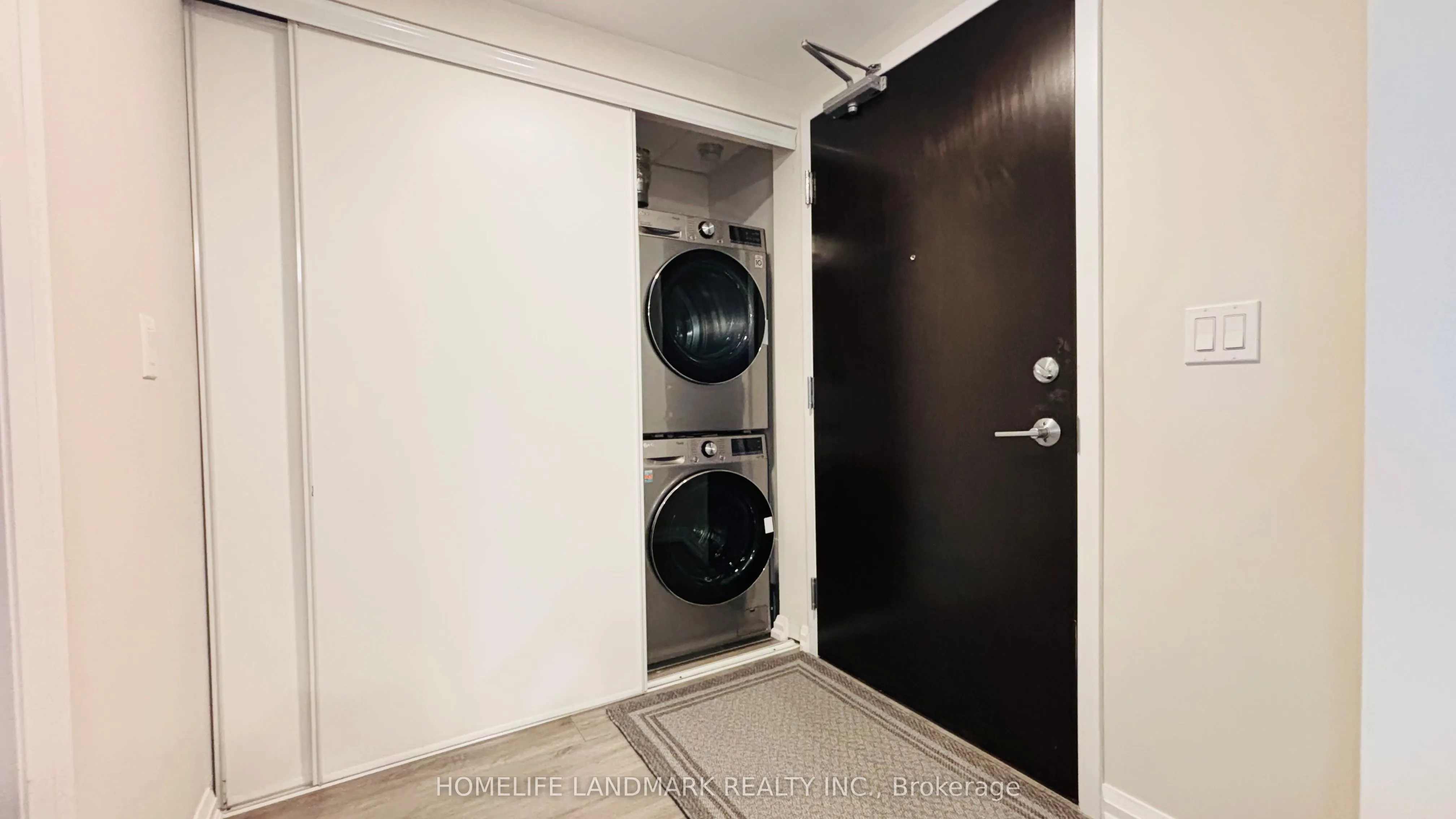 778 Laurelwood Drive, #410