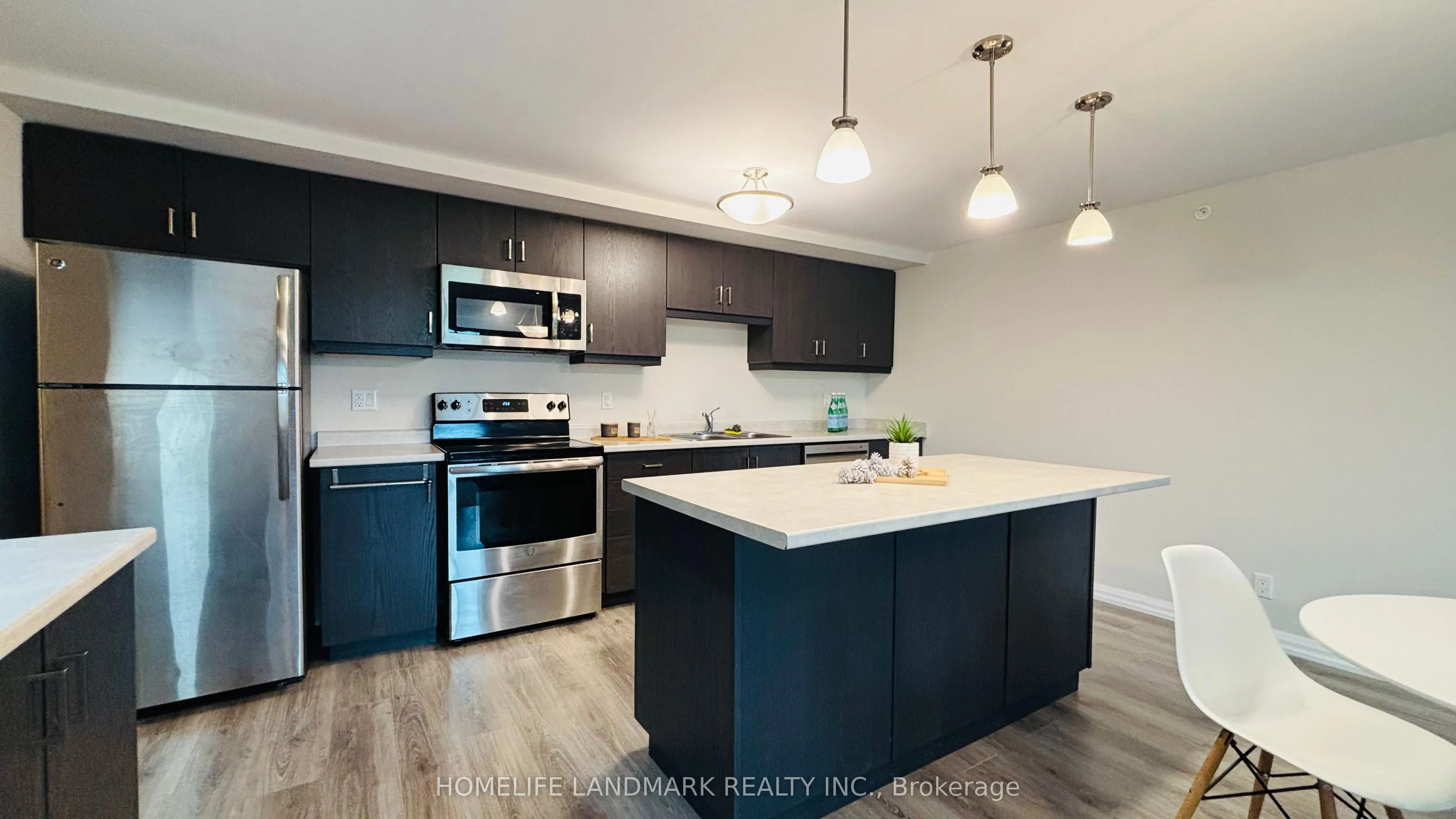 778 Laurelwood Drive, #410