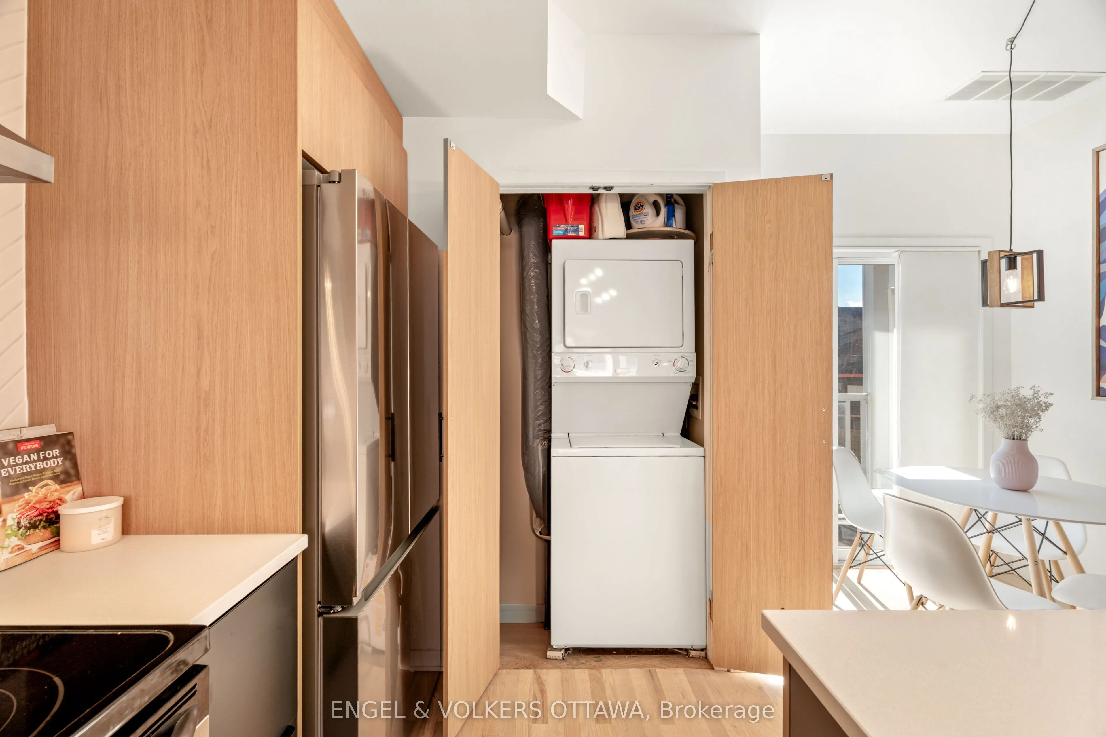 4 Sherbrooke Avenue, #2
