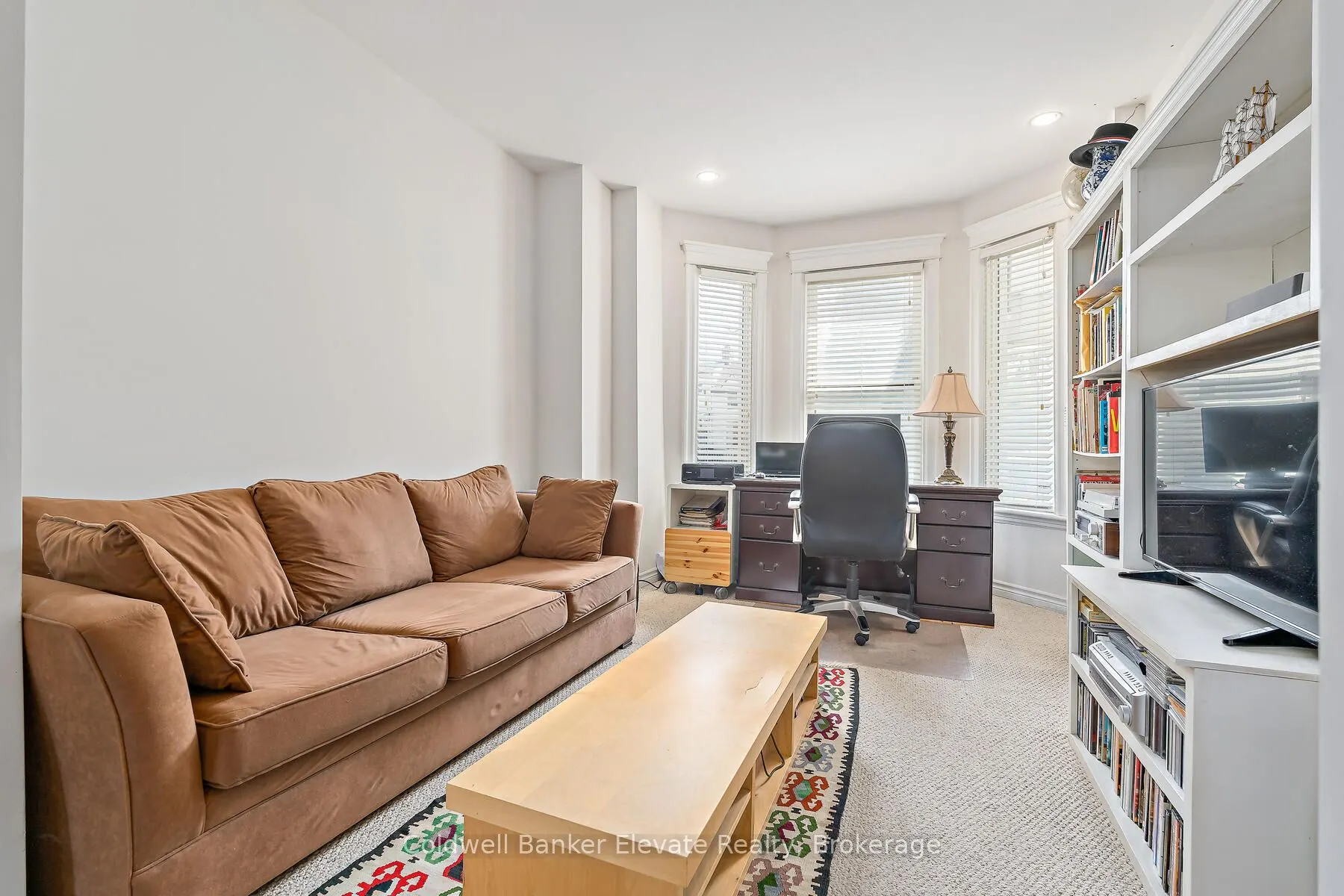 27 Tisdale Street N