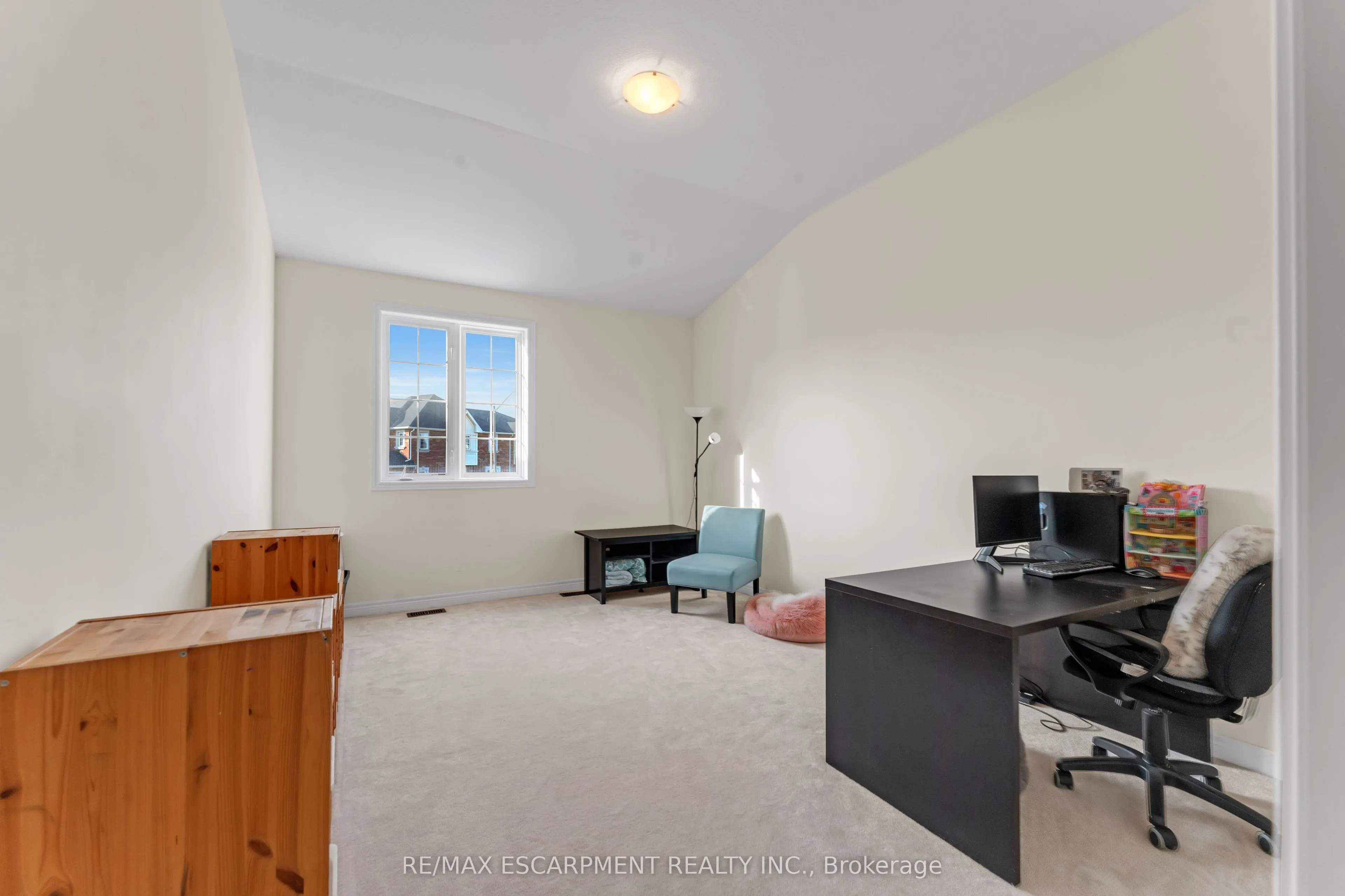 36 Connell Crescent