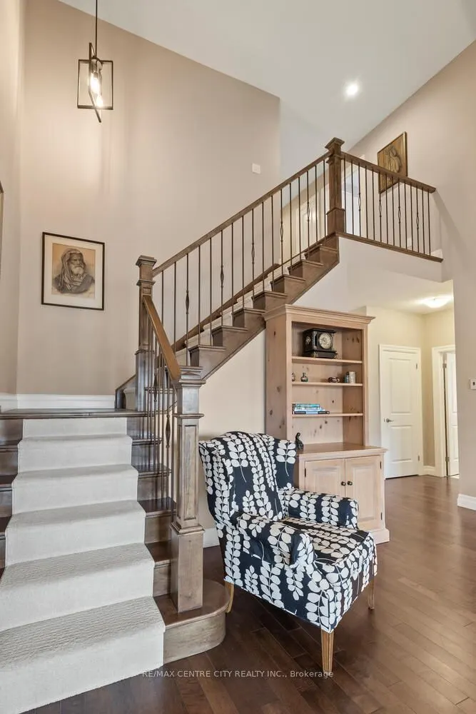 2081 Wallingford Avenue, #24