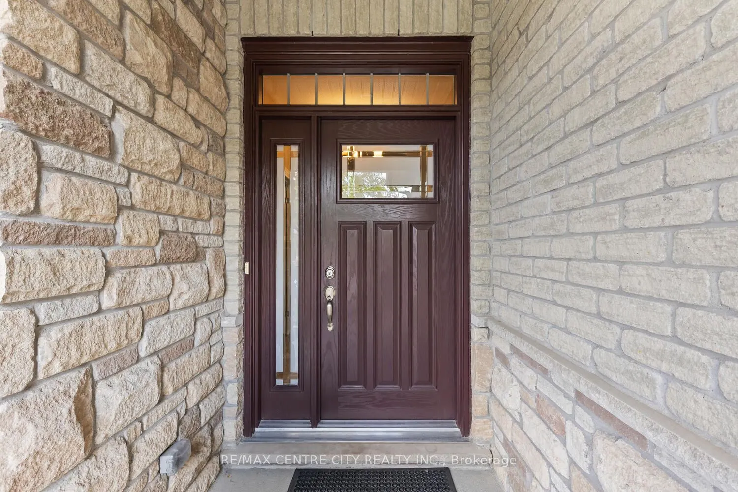 2081 Wallingford Avenue, #24
