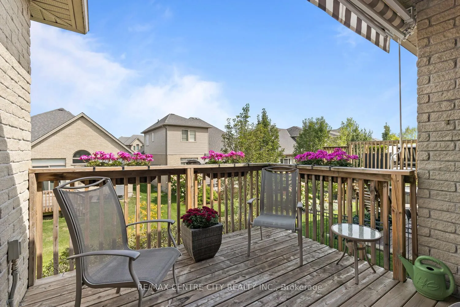 2081 Wallingford Avenue, #24