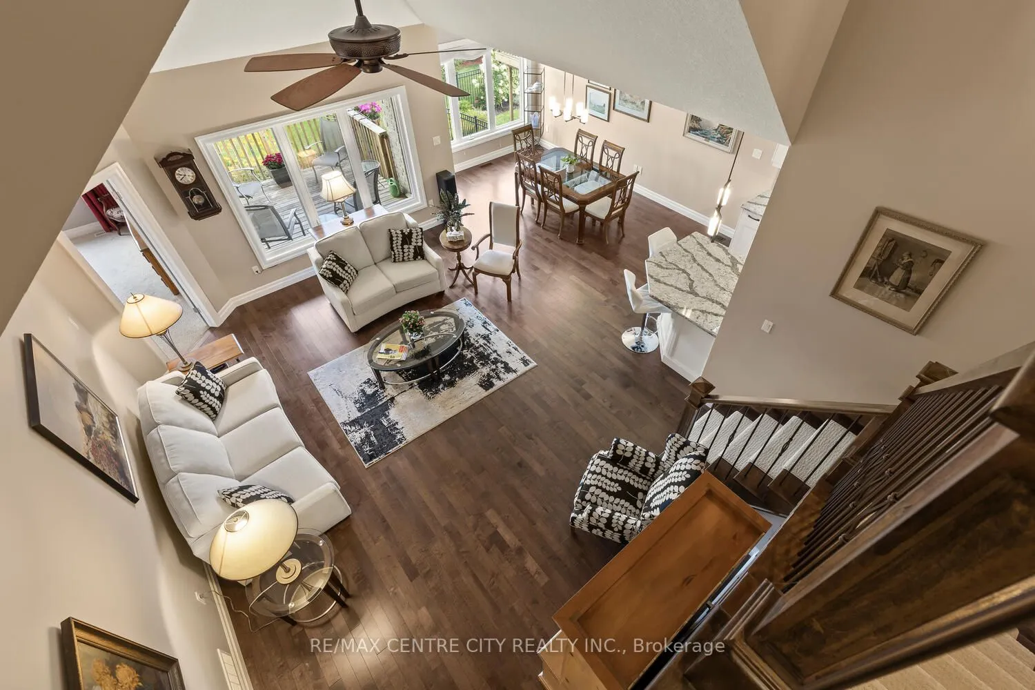 2081 Wallingford Avenue, #24