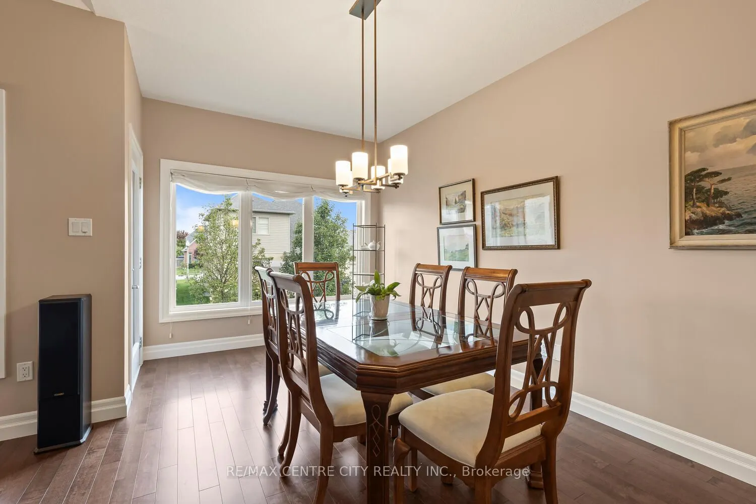 2081 Wallingford Avenue, #24