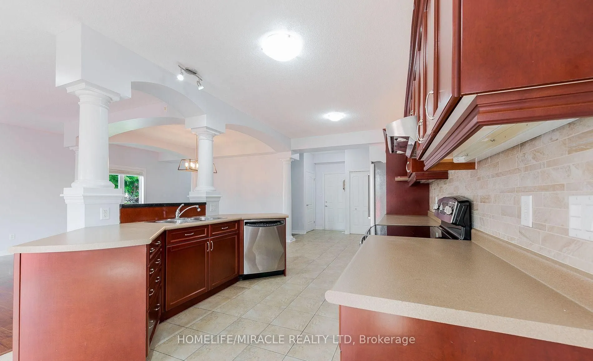 3181 Bayham Lane