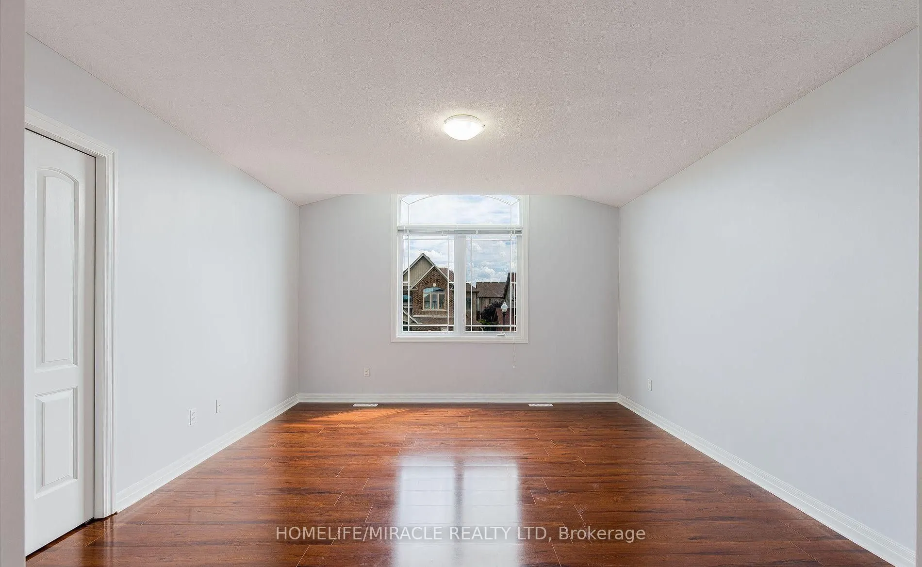 3181 Bayham Lane