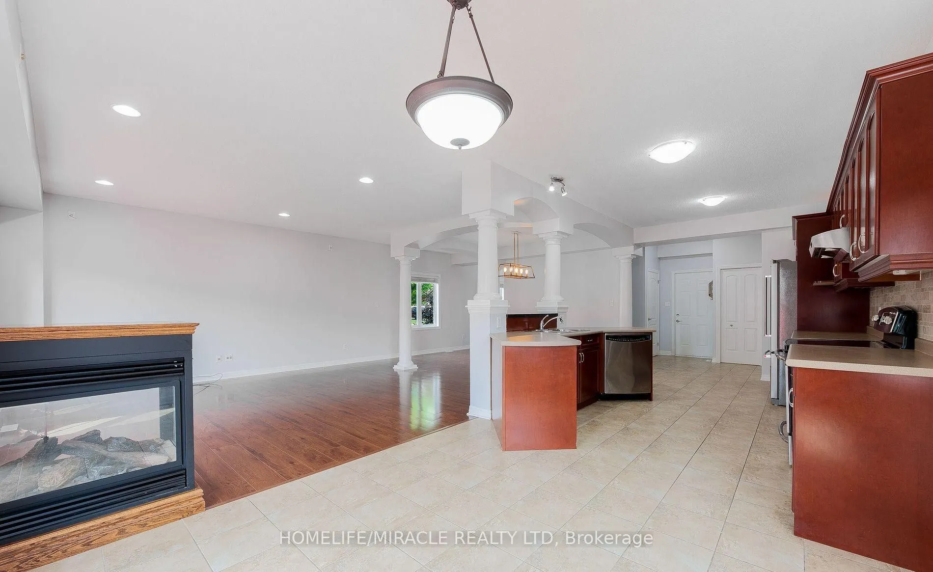 3181 Bayham Lane