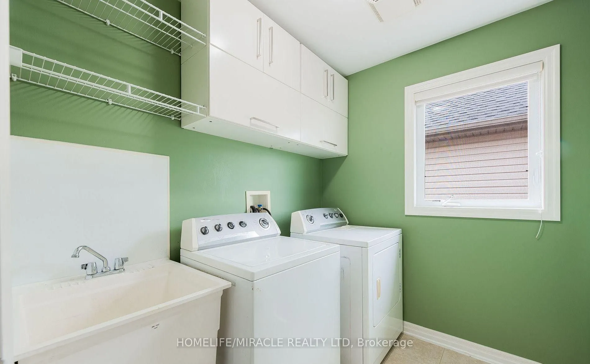 3181 Bayham Lane
