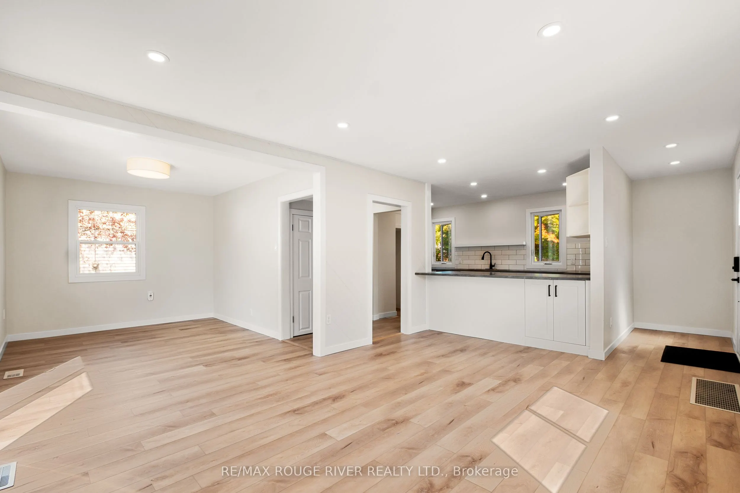 363 Campbell Street