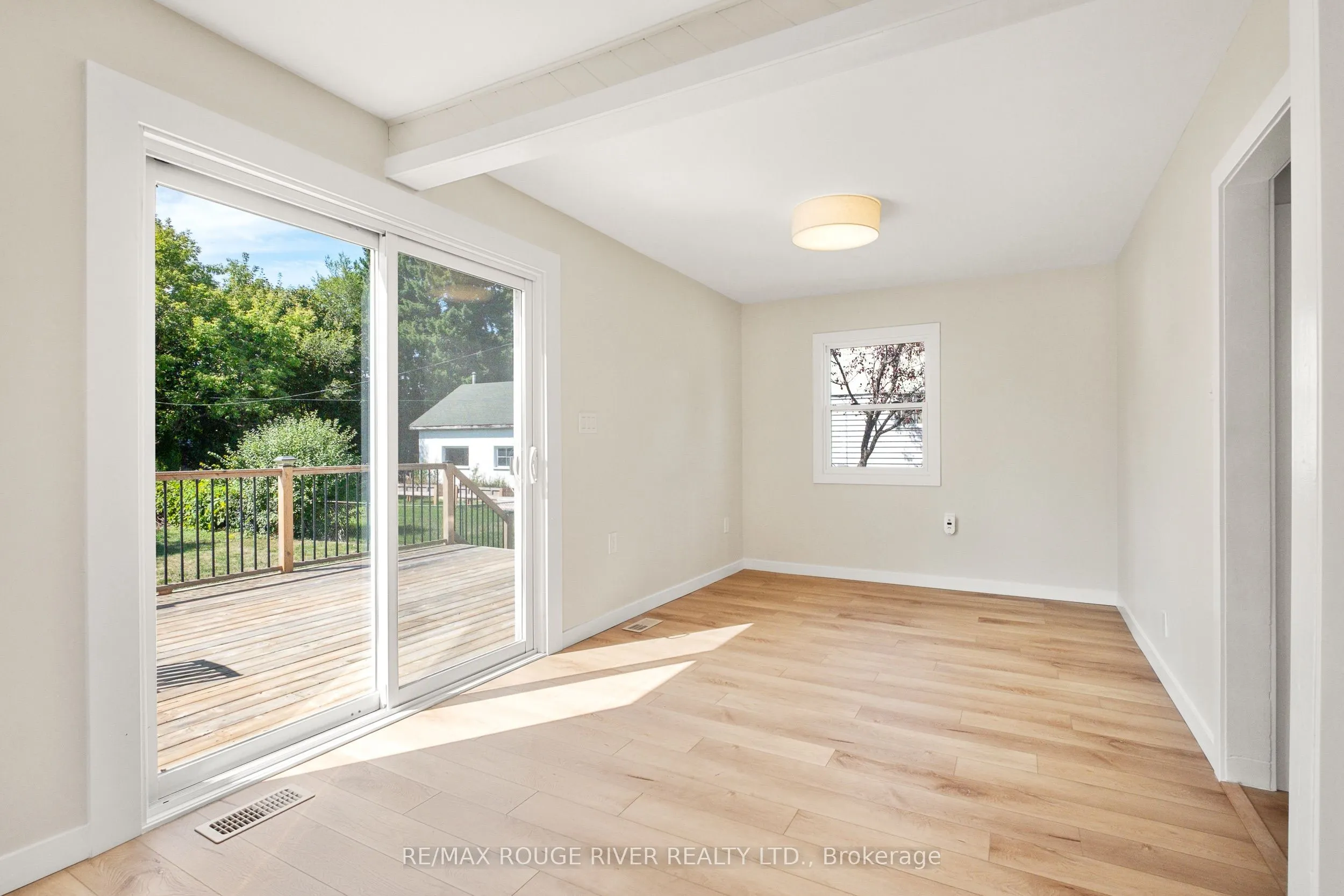 363 Campbell Street