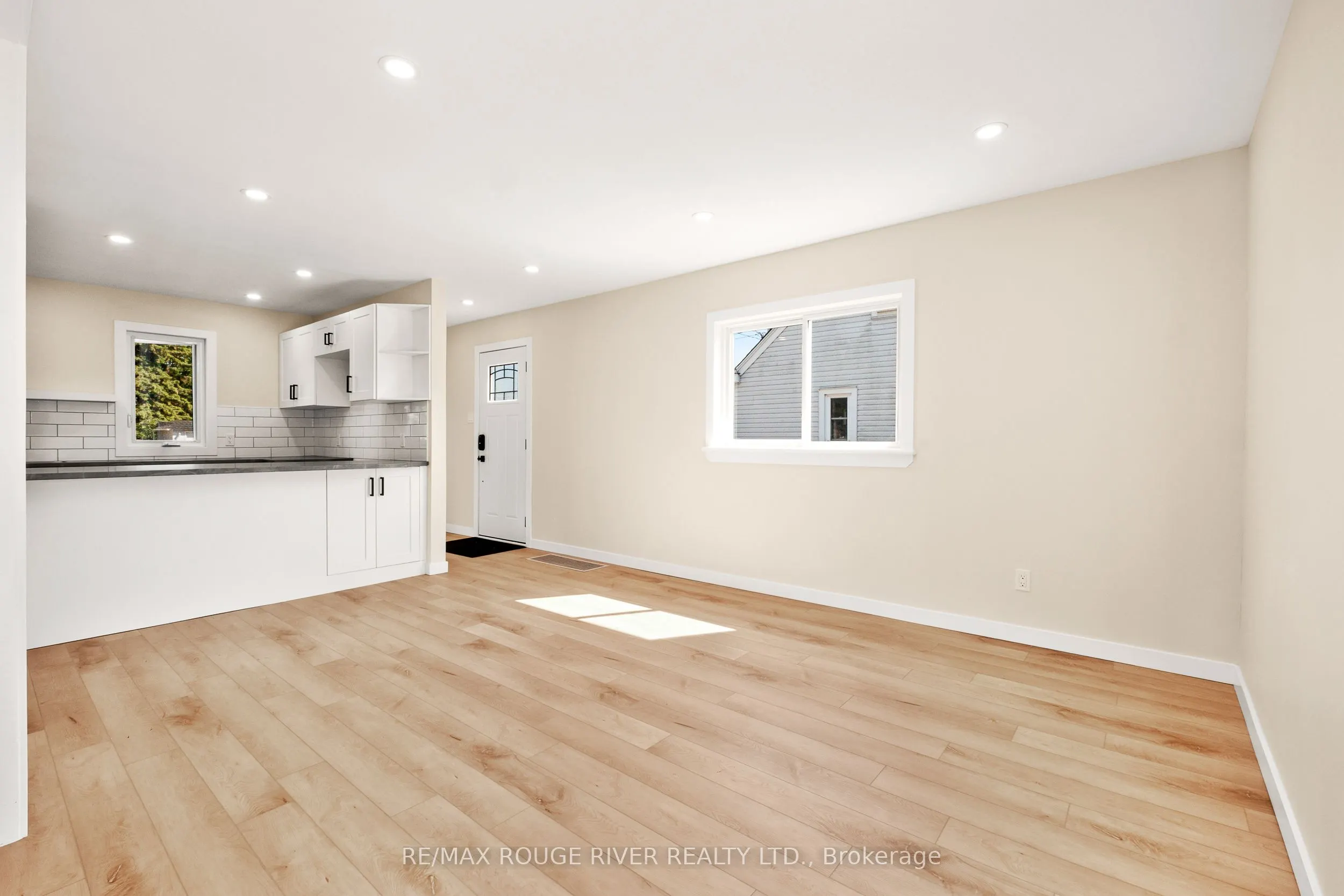 363 Campbell Street