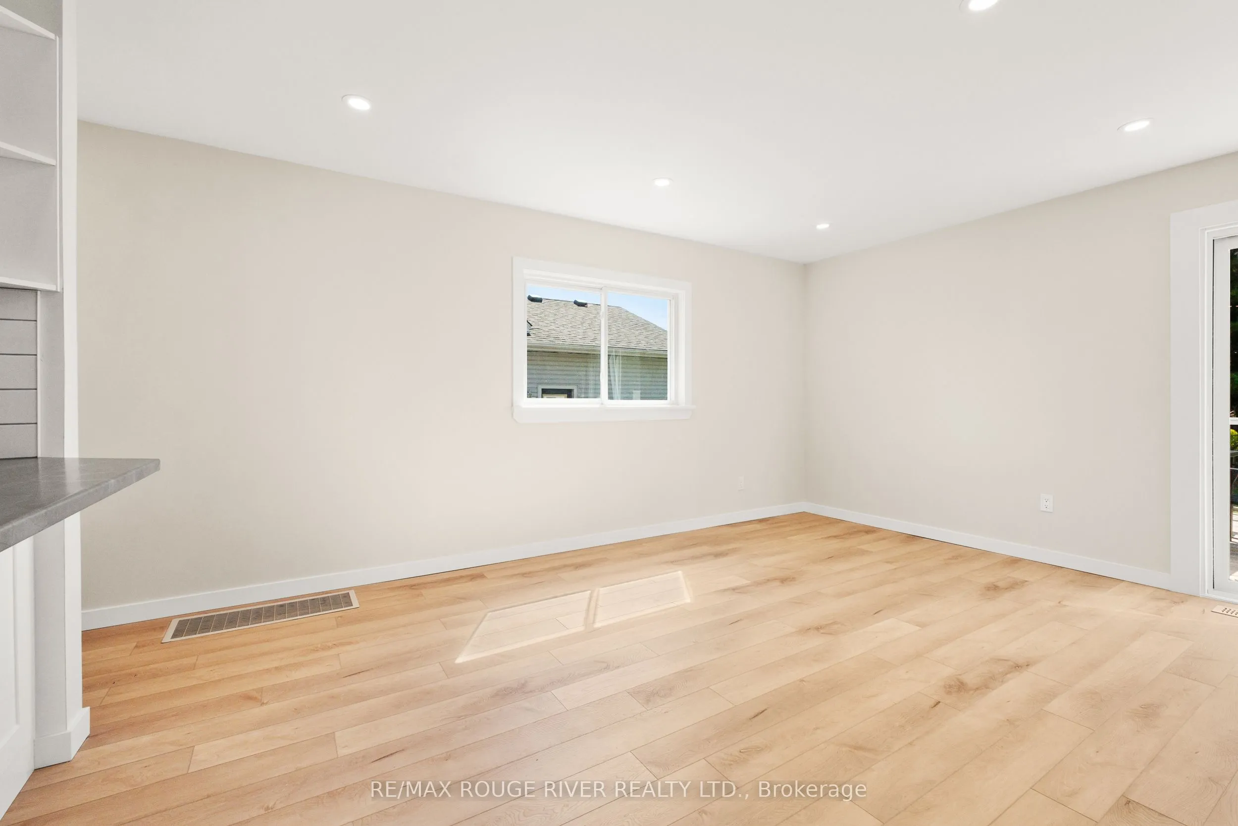 363 Campbell Street