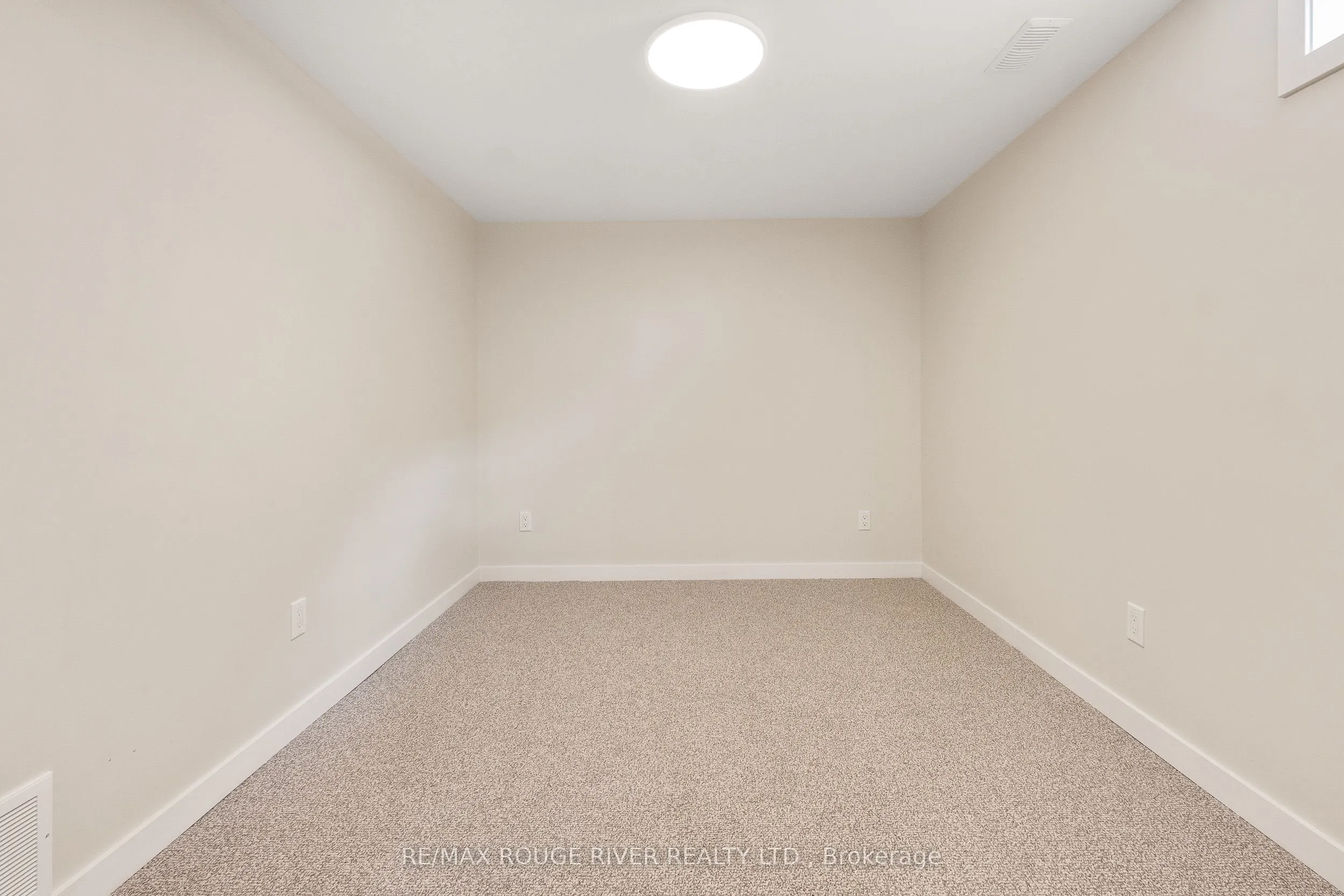 363 Campbell Street