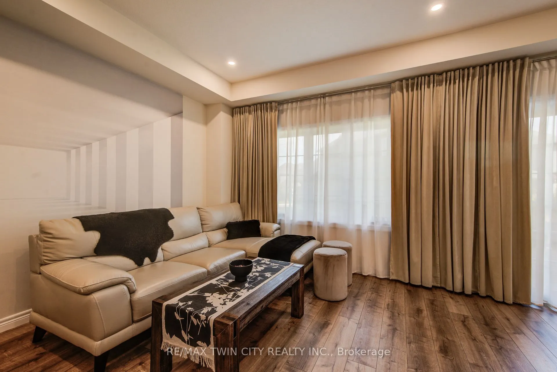 350 Oloane Avenue, #43