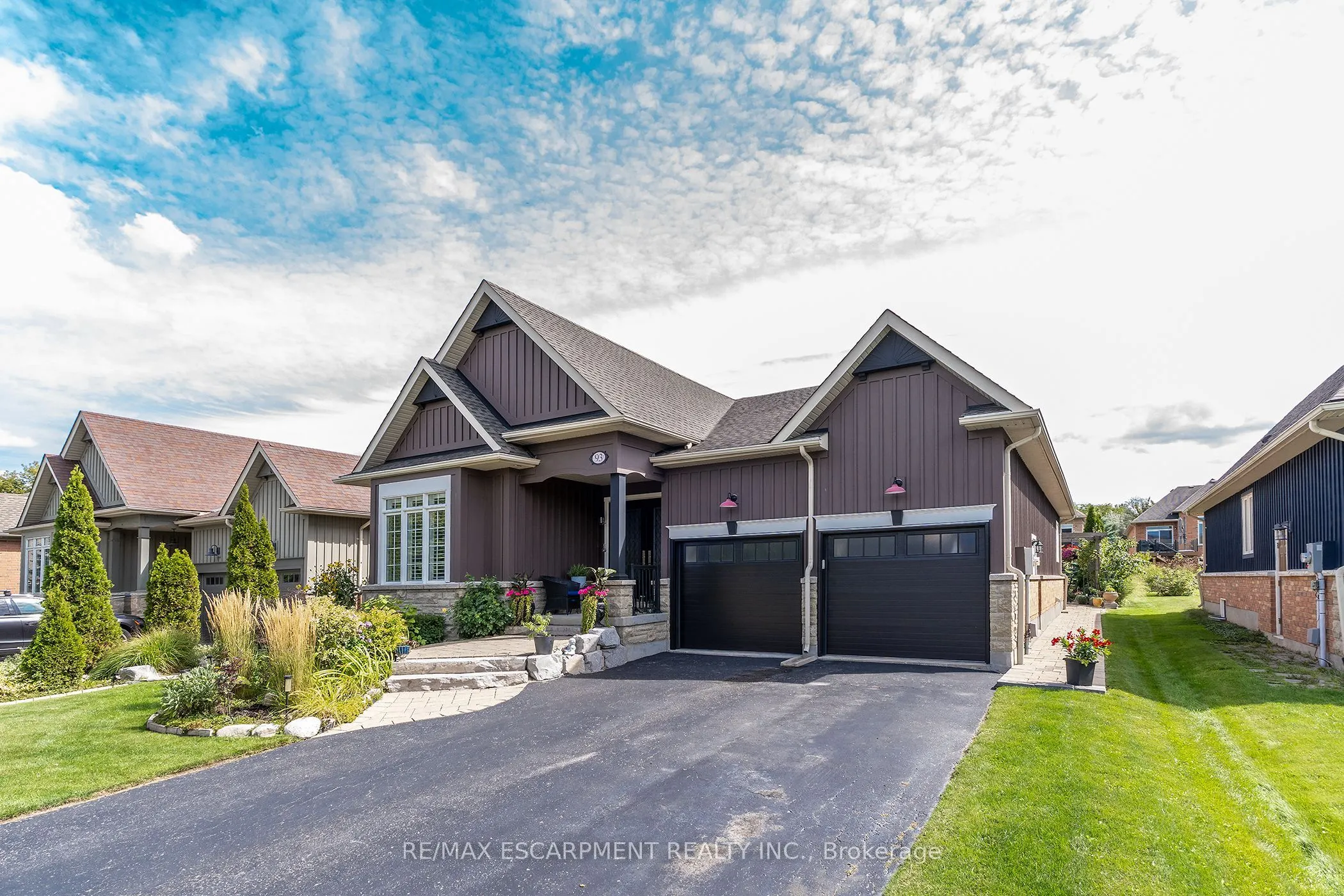 93 Aberfoyle Mill Crescent, #35