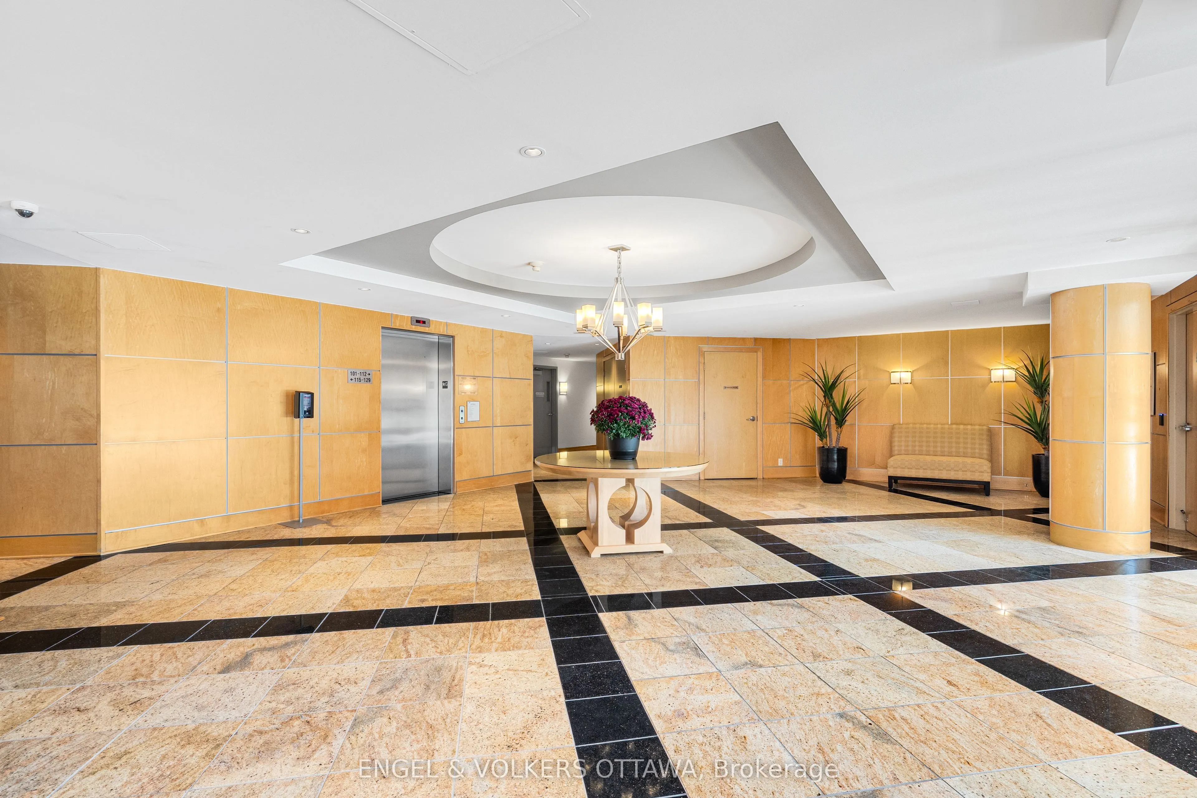 205 Bolton Street, #206