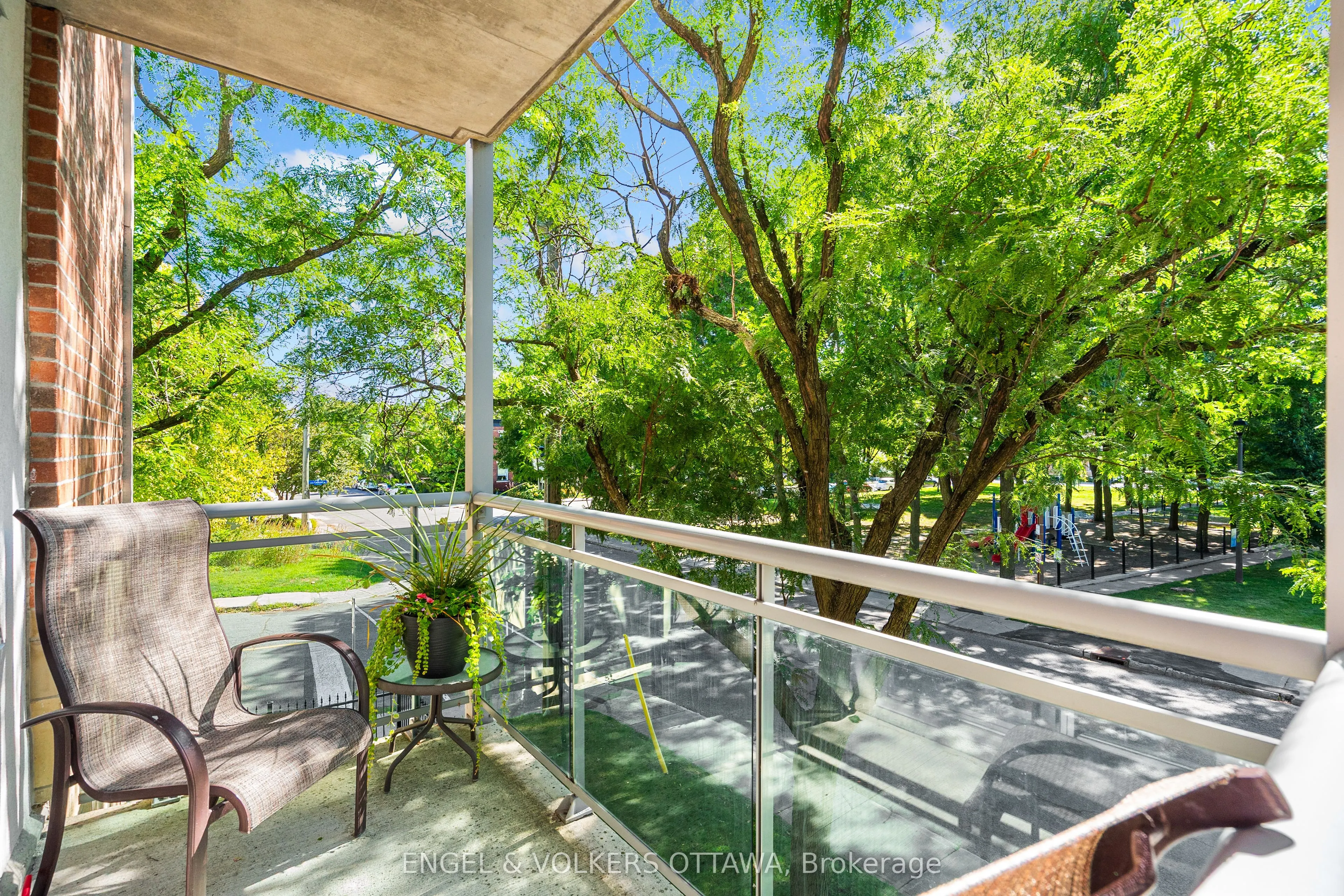 205 Bolton Street, #206