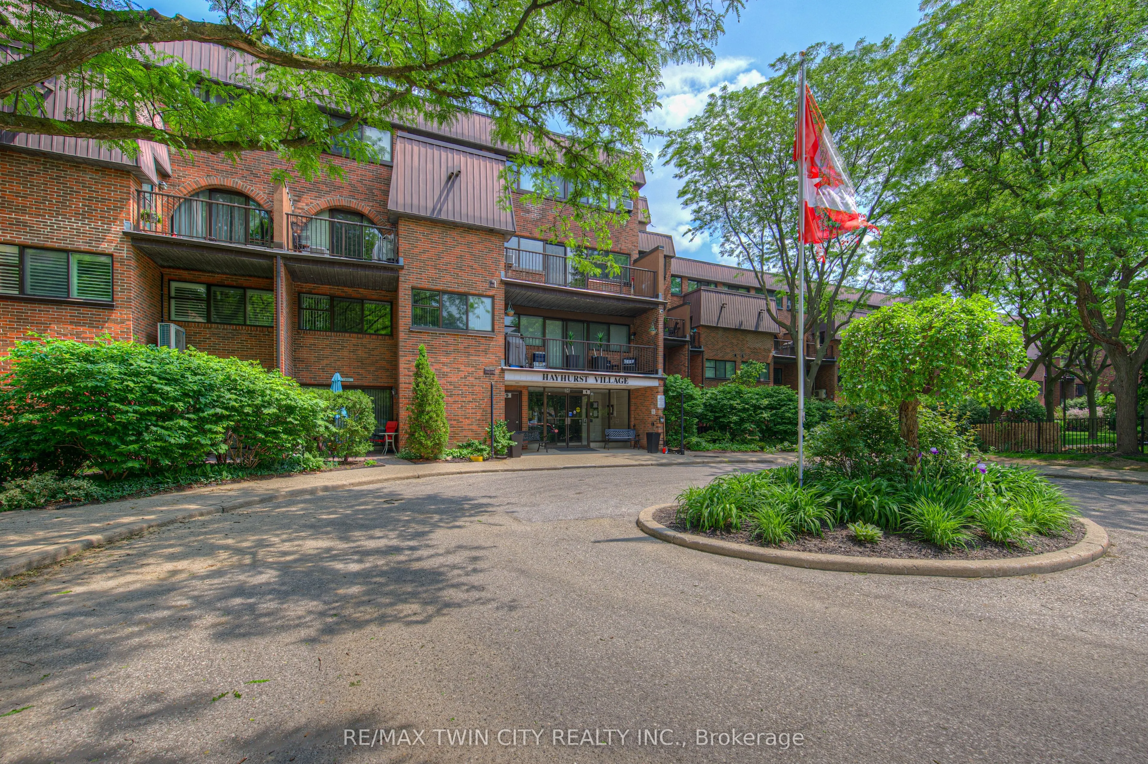 315 HAYHURST Road, #315