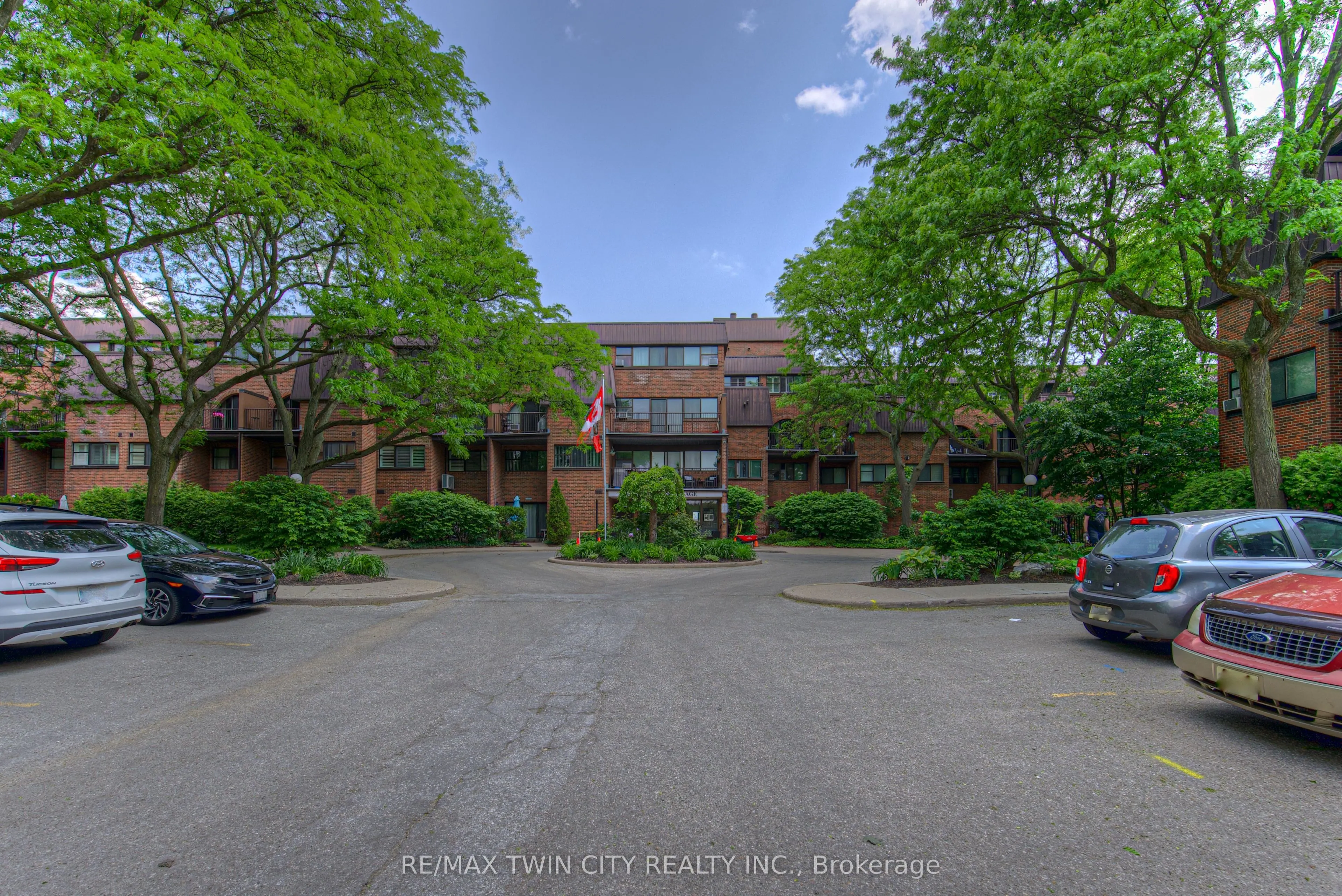 315 HAYHURST Road, #315