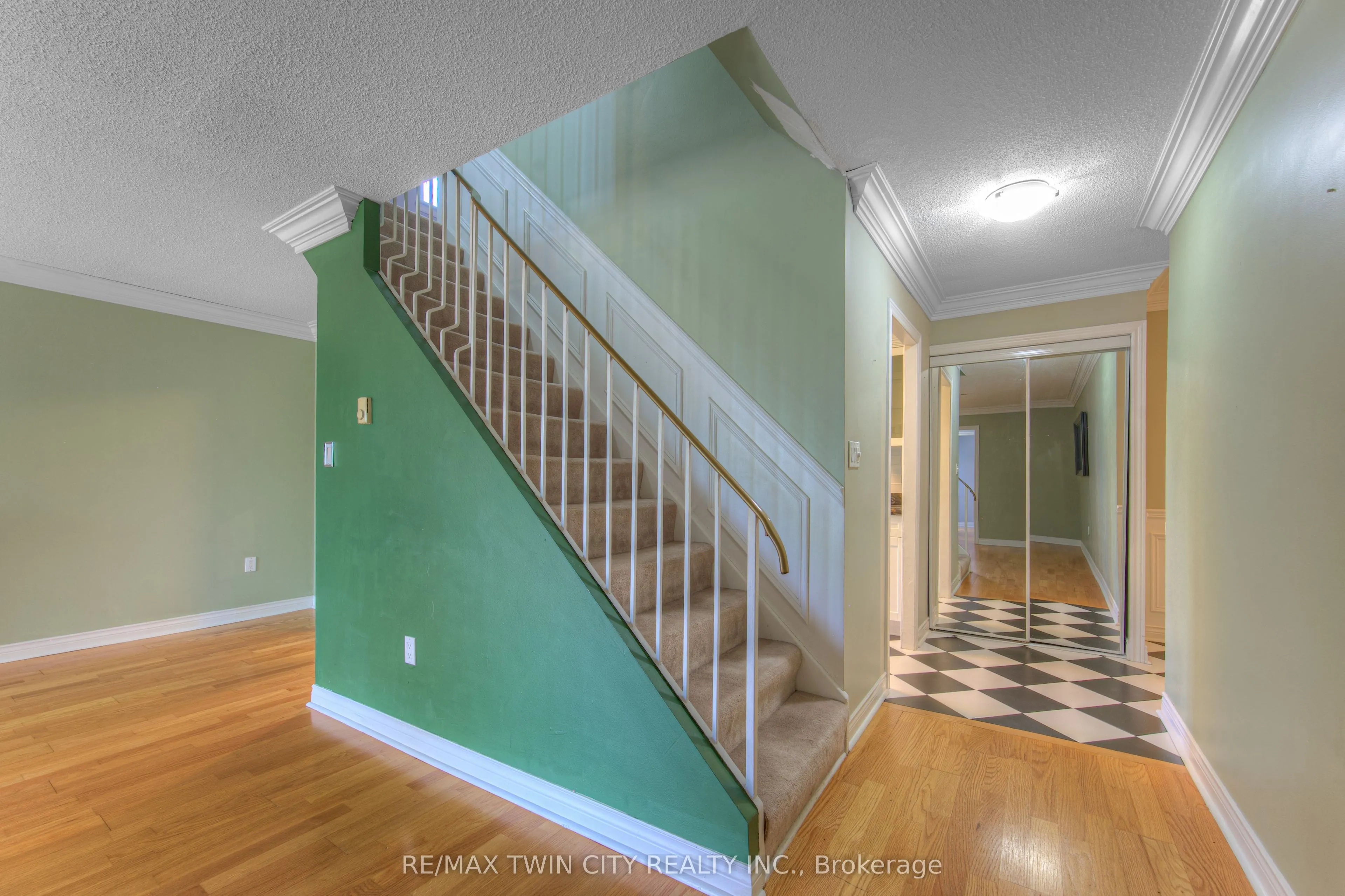315 HAYHURST Road, #315