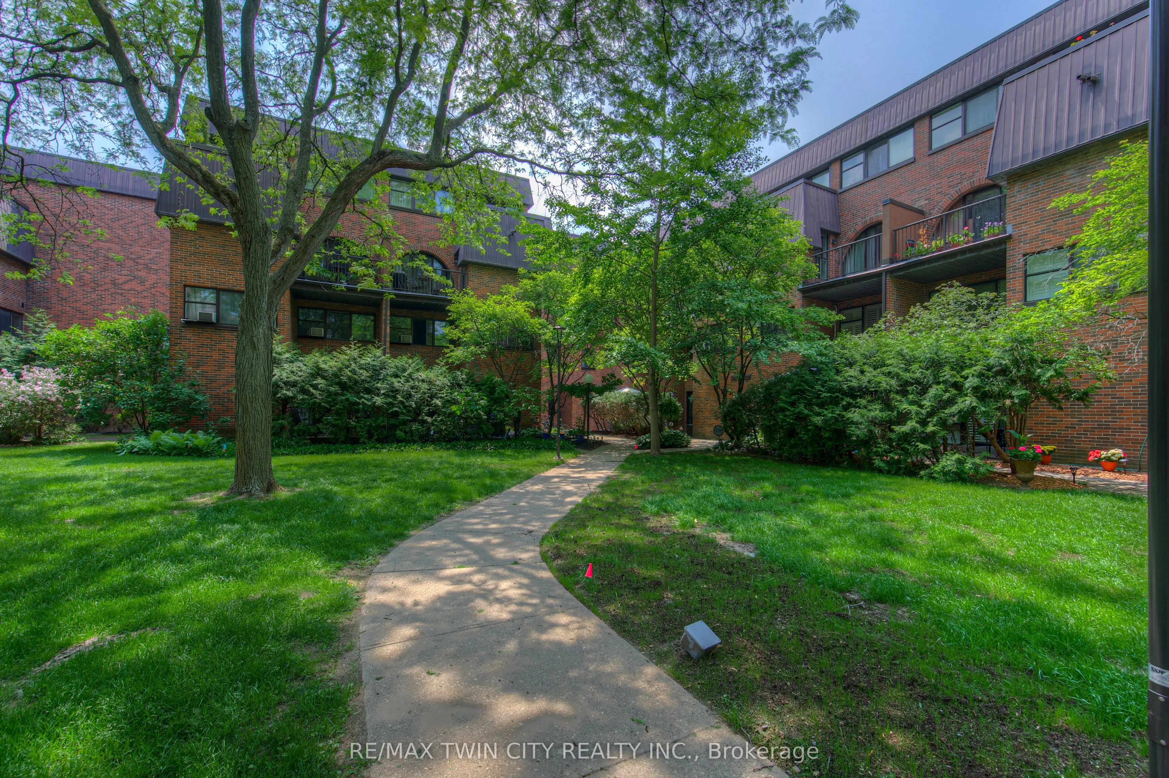 315 HAYHURST Road, #315