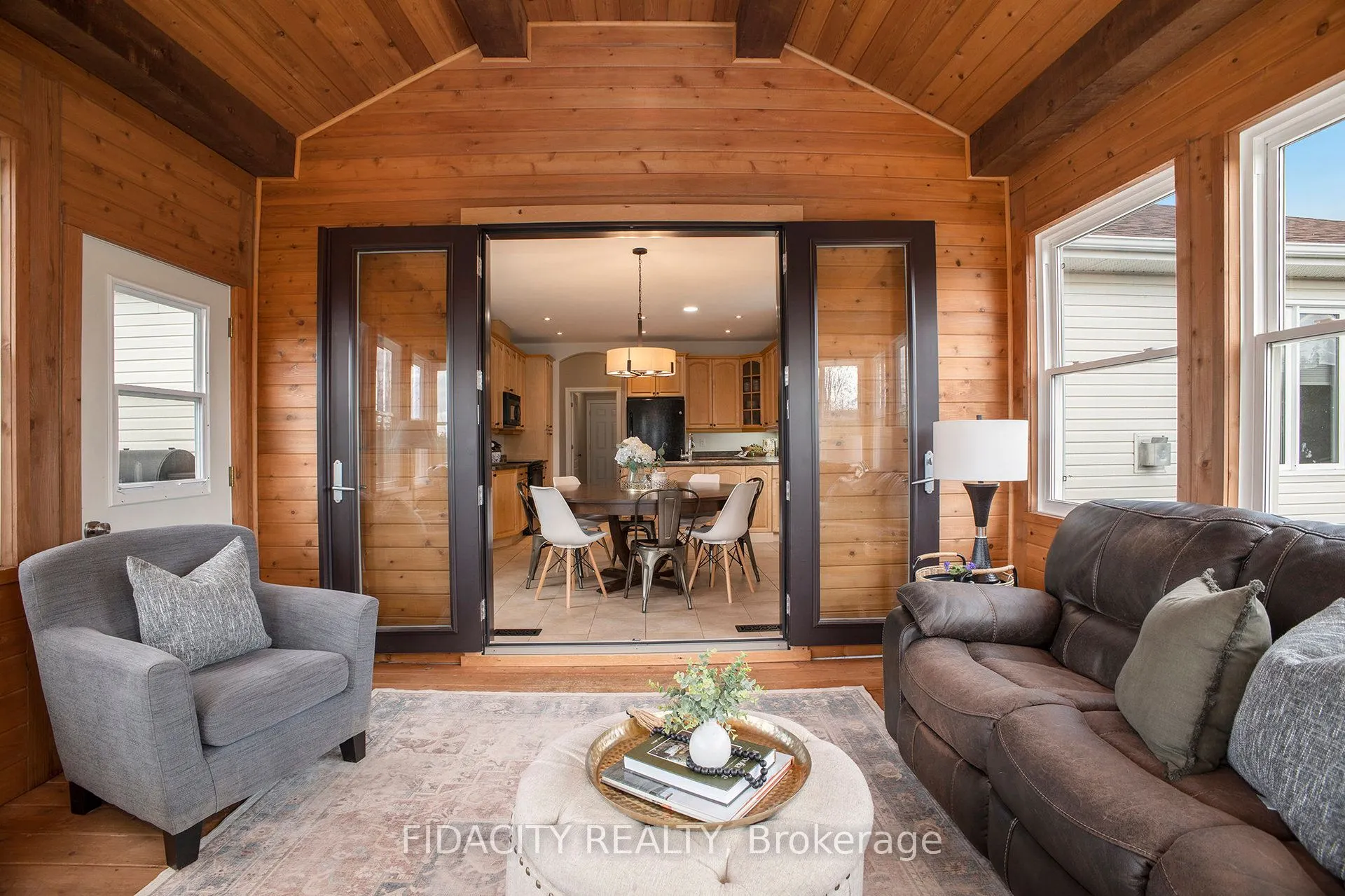 16 Canadian Drive