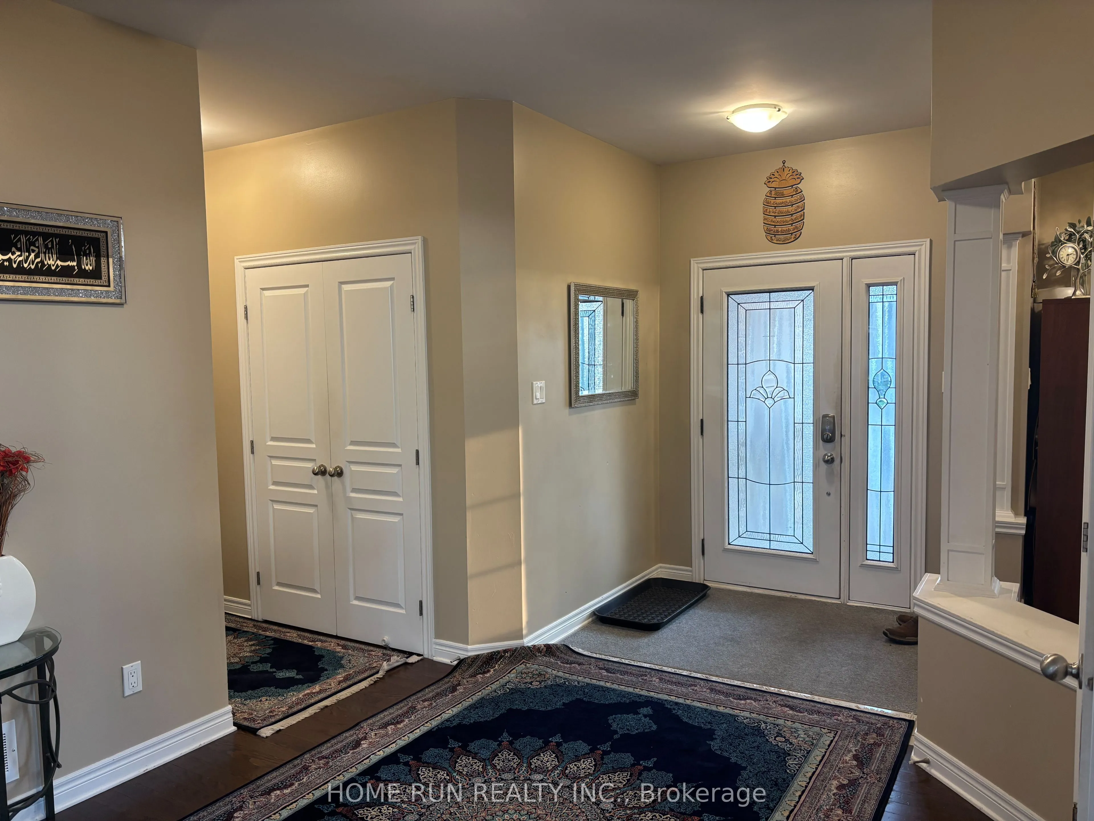 439 LANDSWOOD Way