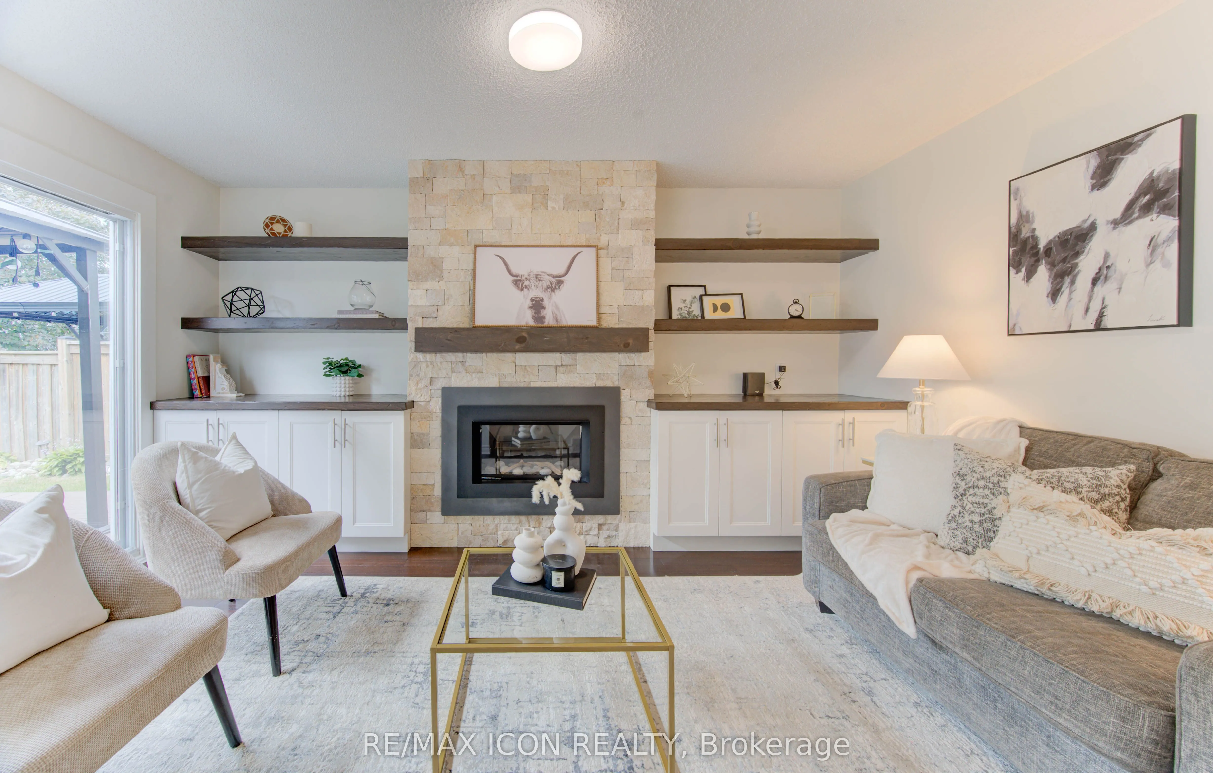 43 Winding Way