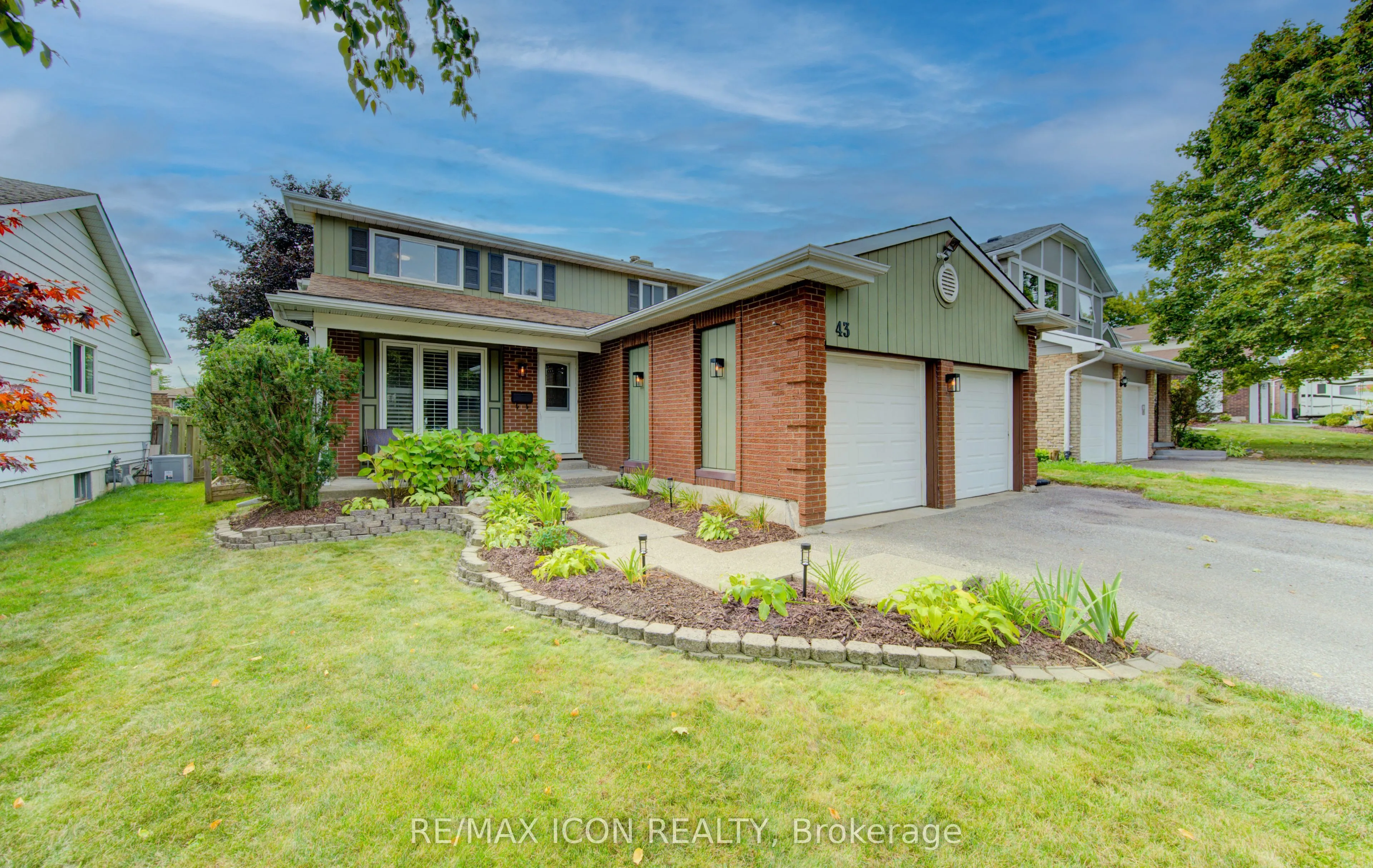 43 Winding Way