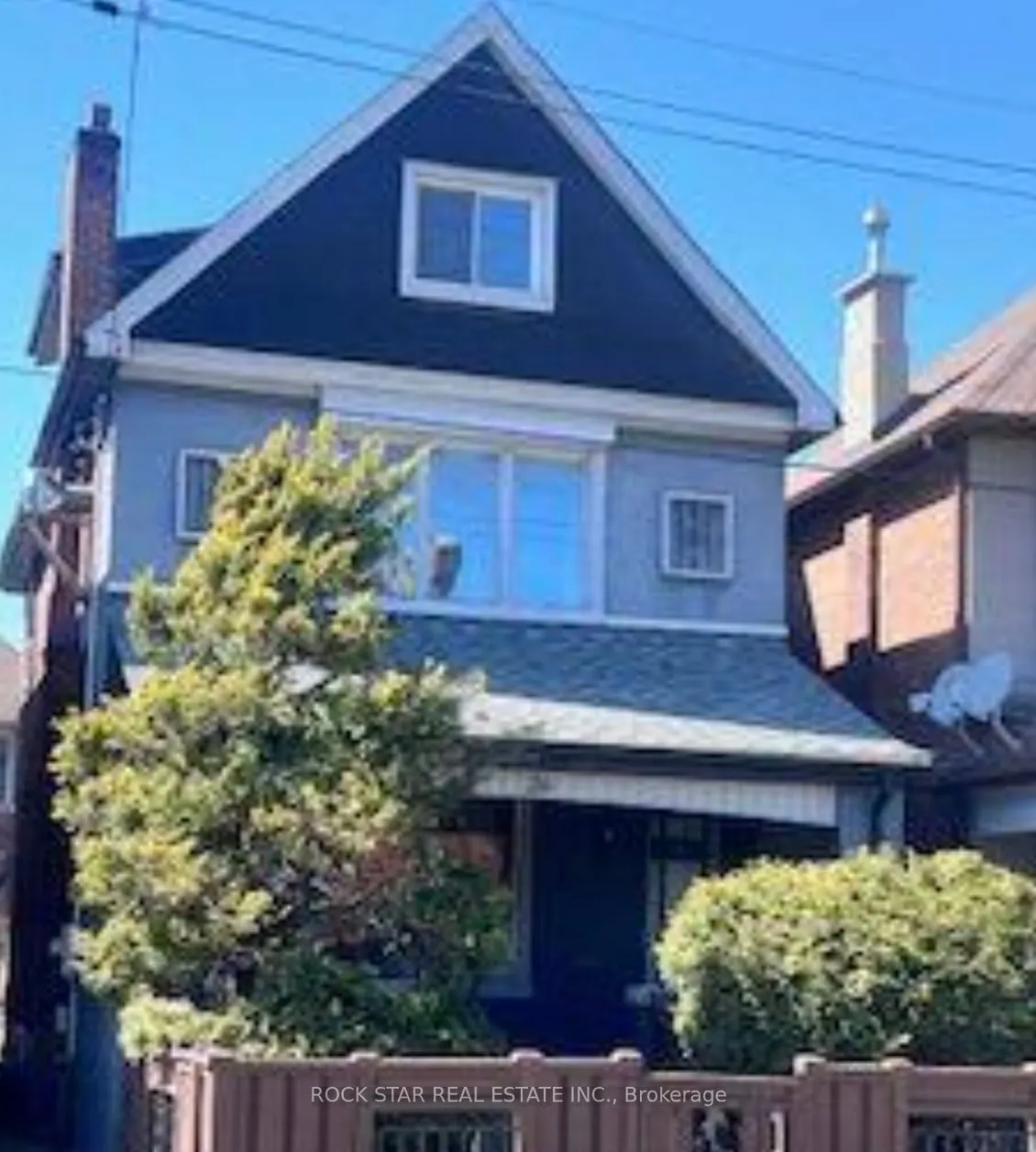 26 Wentworth Street S, #2