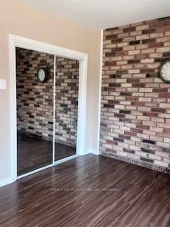 26 Wentworth Street S, #2