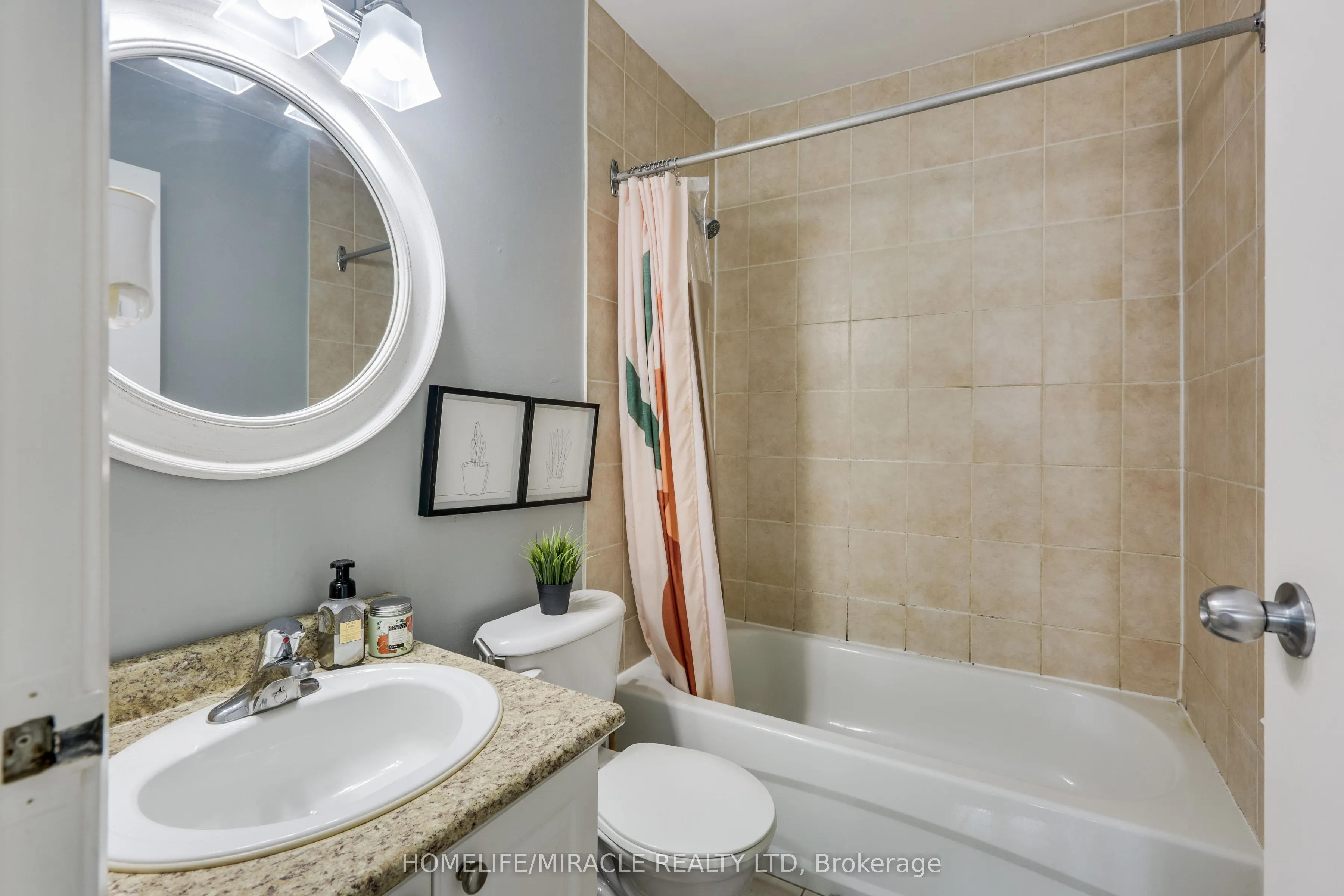 271 Thames Street, #19