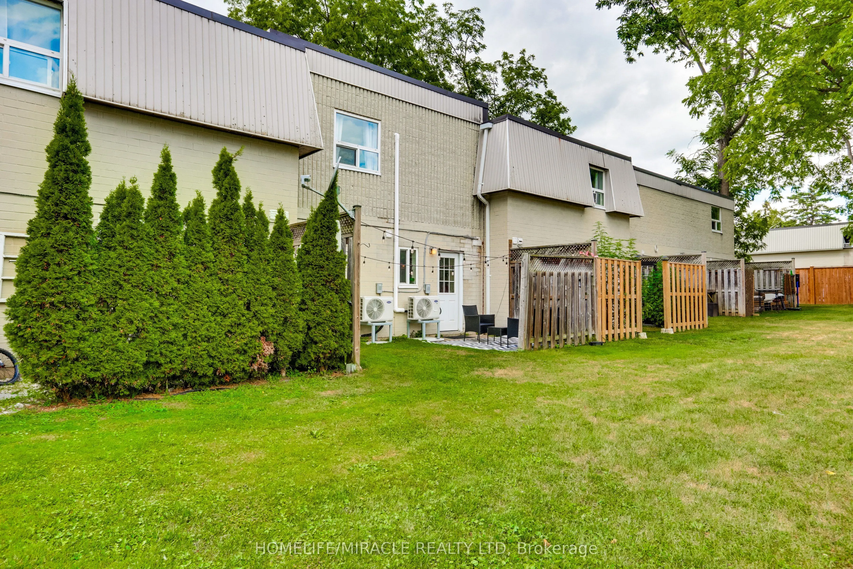 271 Thames Street, #19