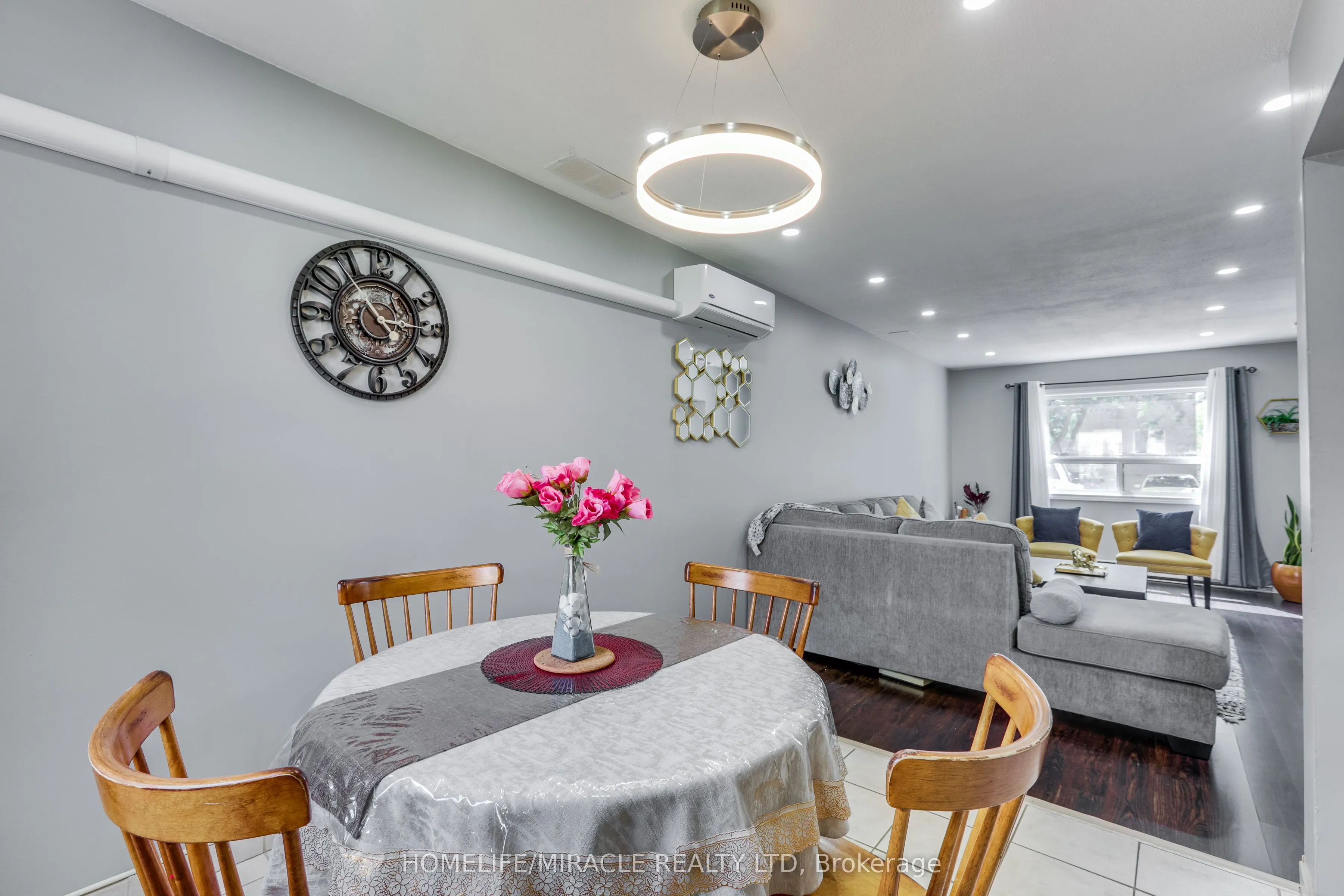271 Thames Street, #19