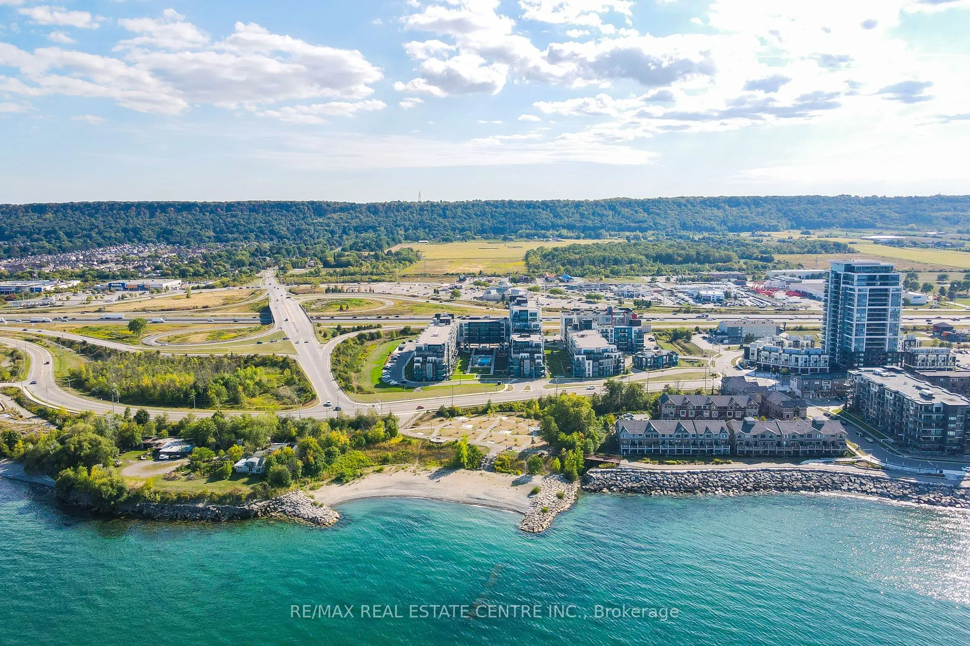 16 Concord Place, #402