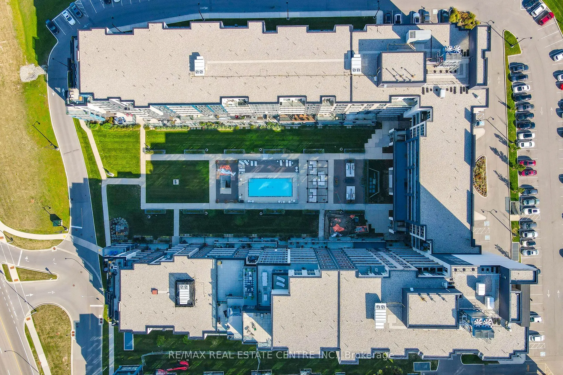 16 Concord Place, #402